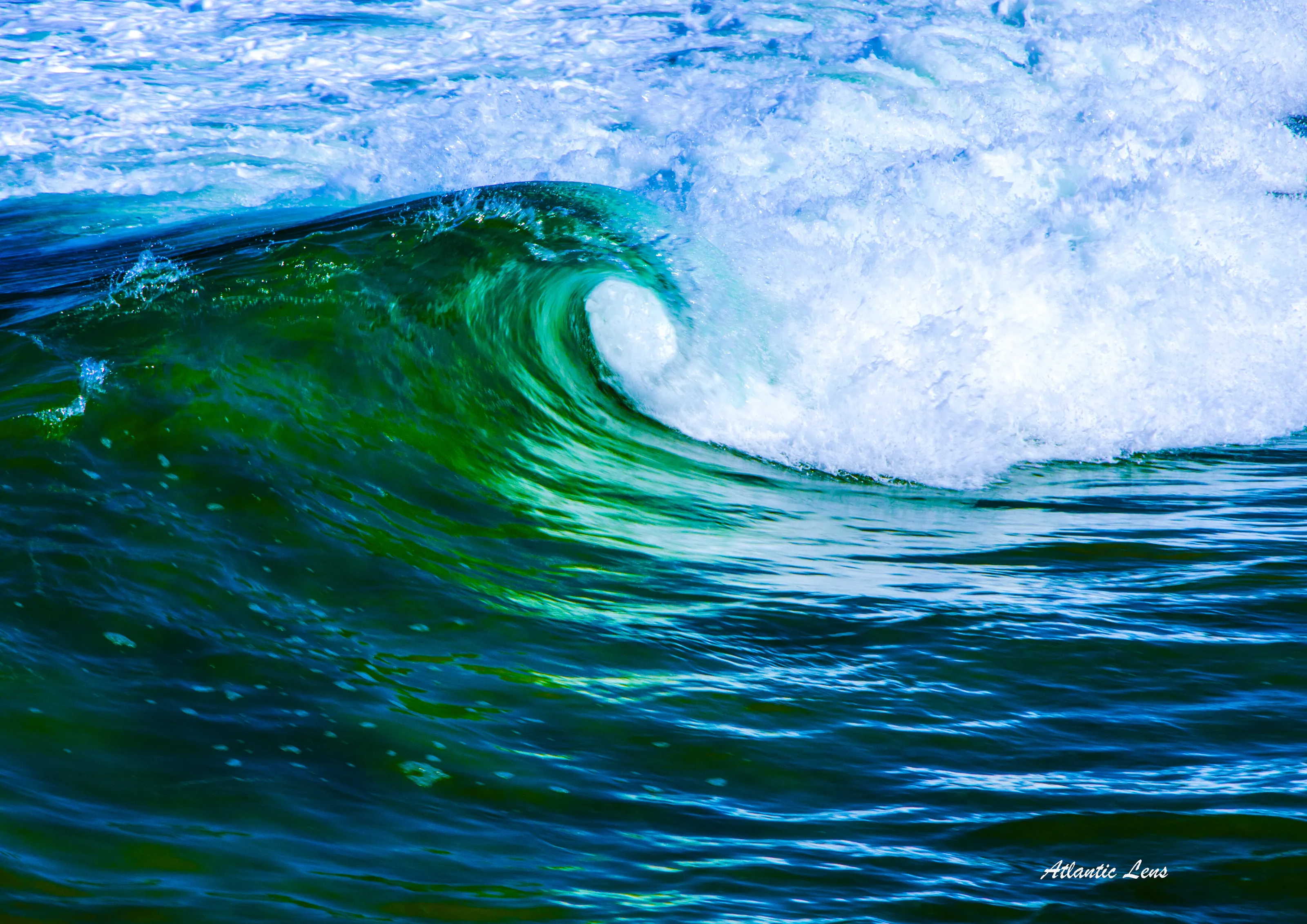 Breaking Wave