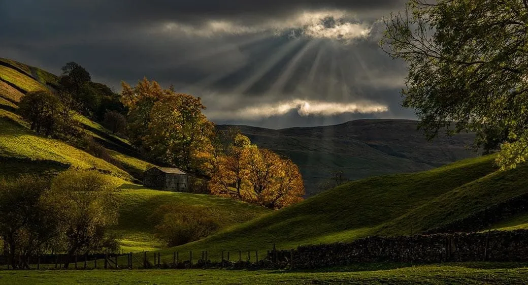 Light over the Barns
