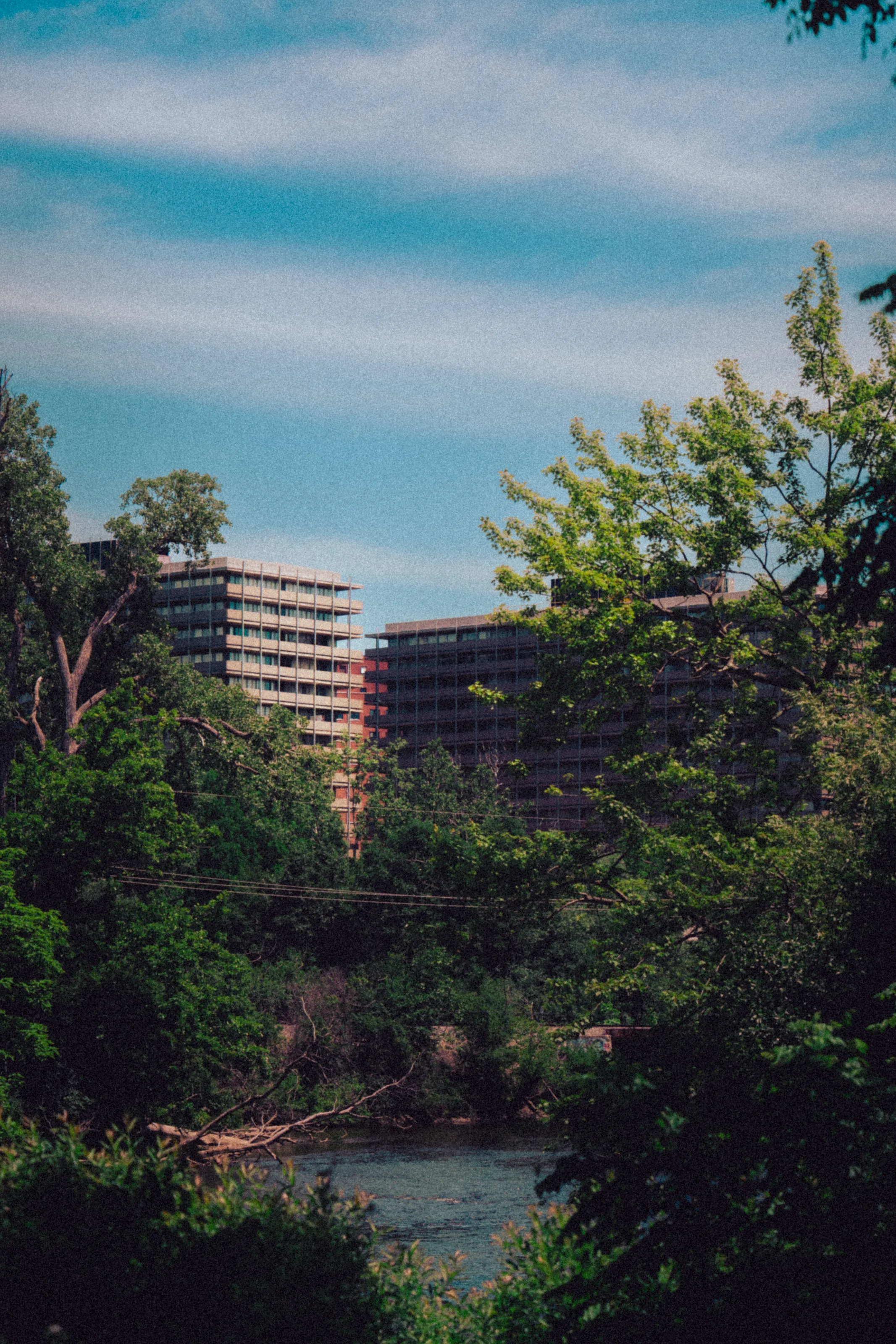 Peaking Building