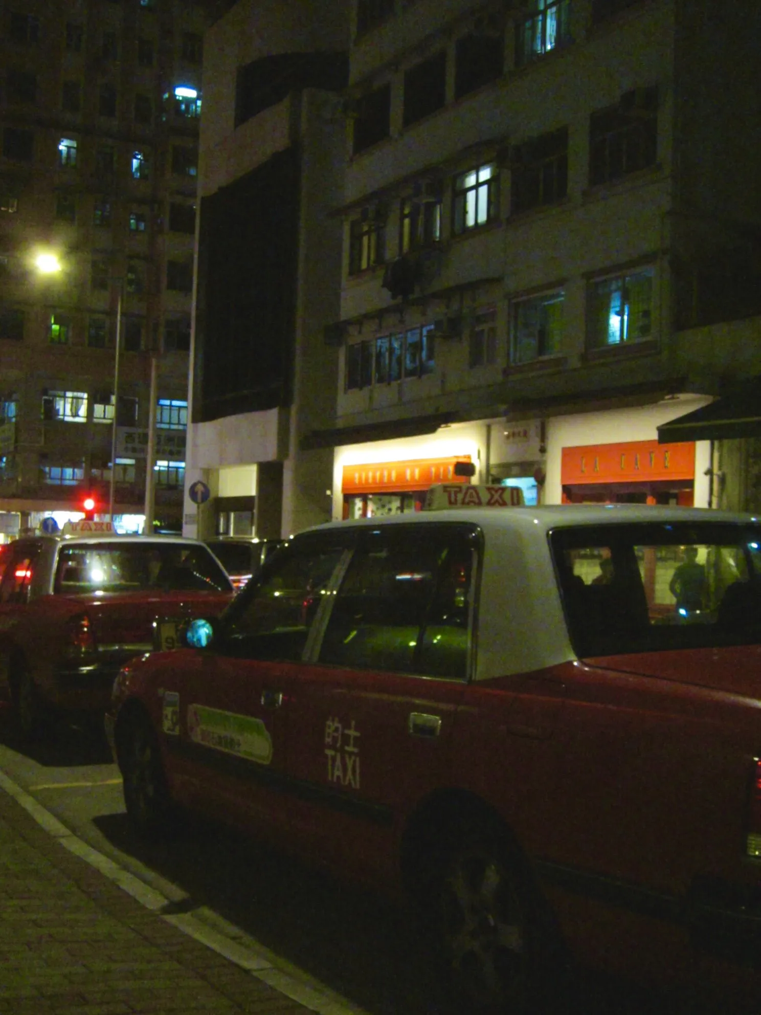 Red Taxi