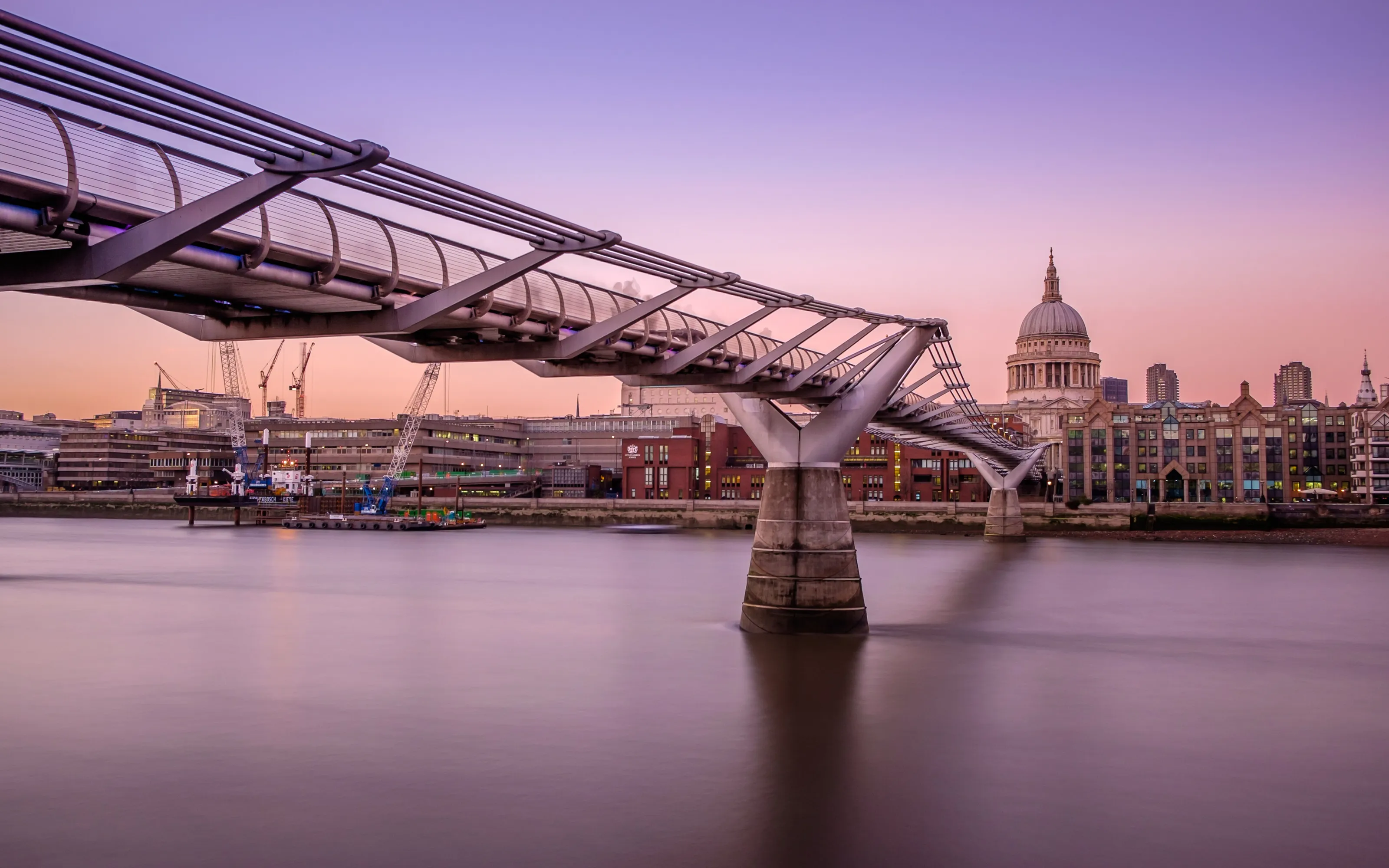 Over The Bridge To St. Paul's