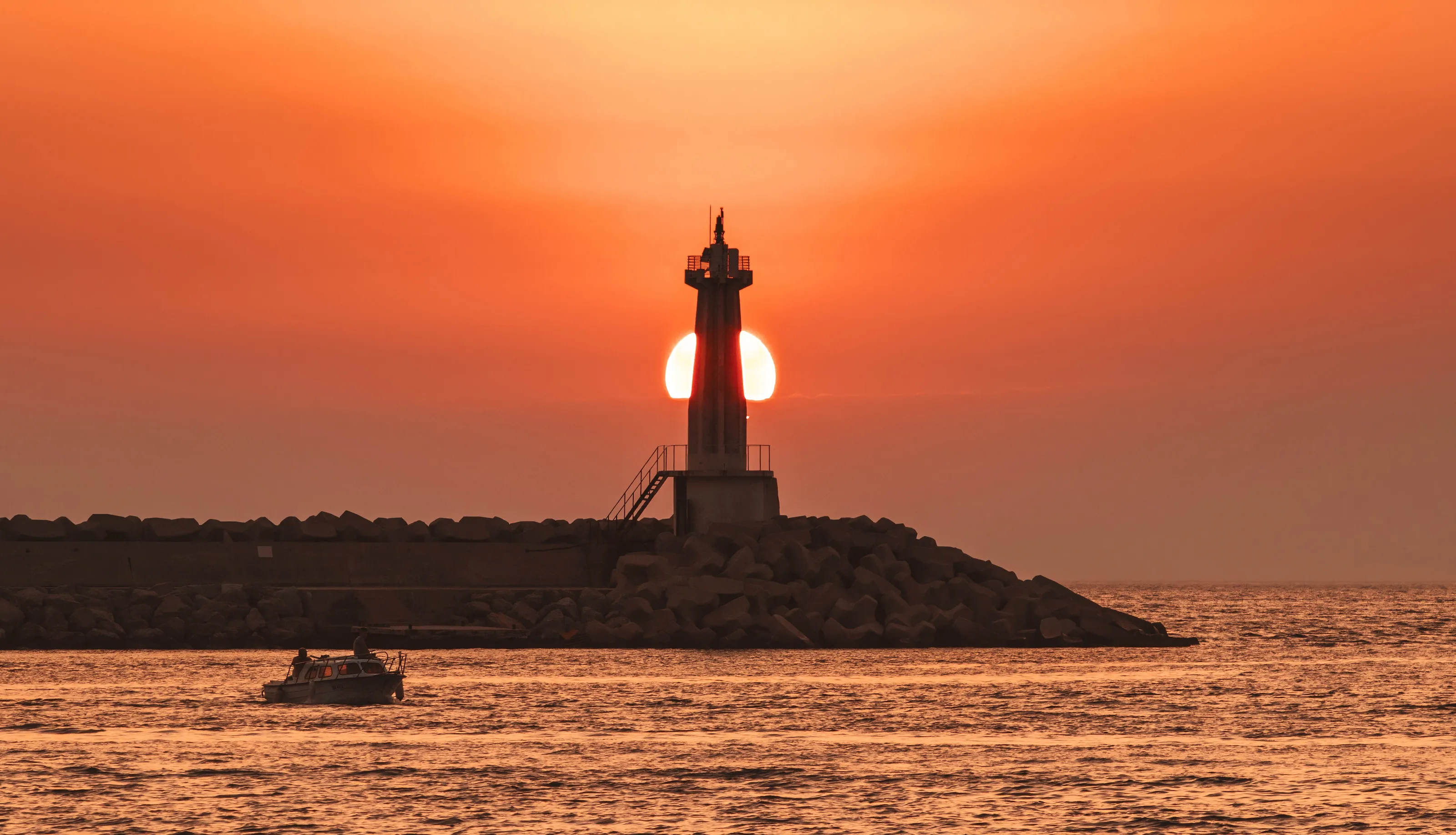 Perfect meeting of Sun and the Lighthouse