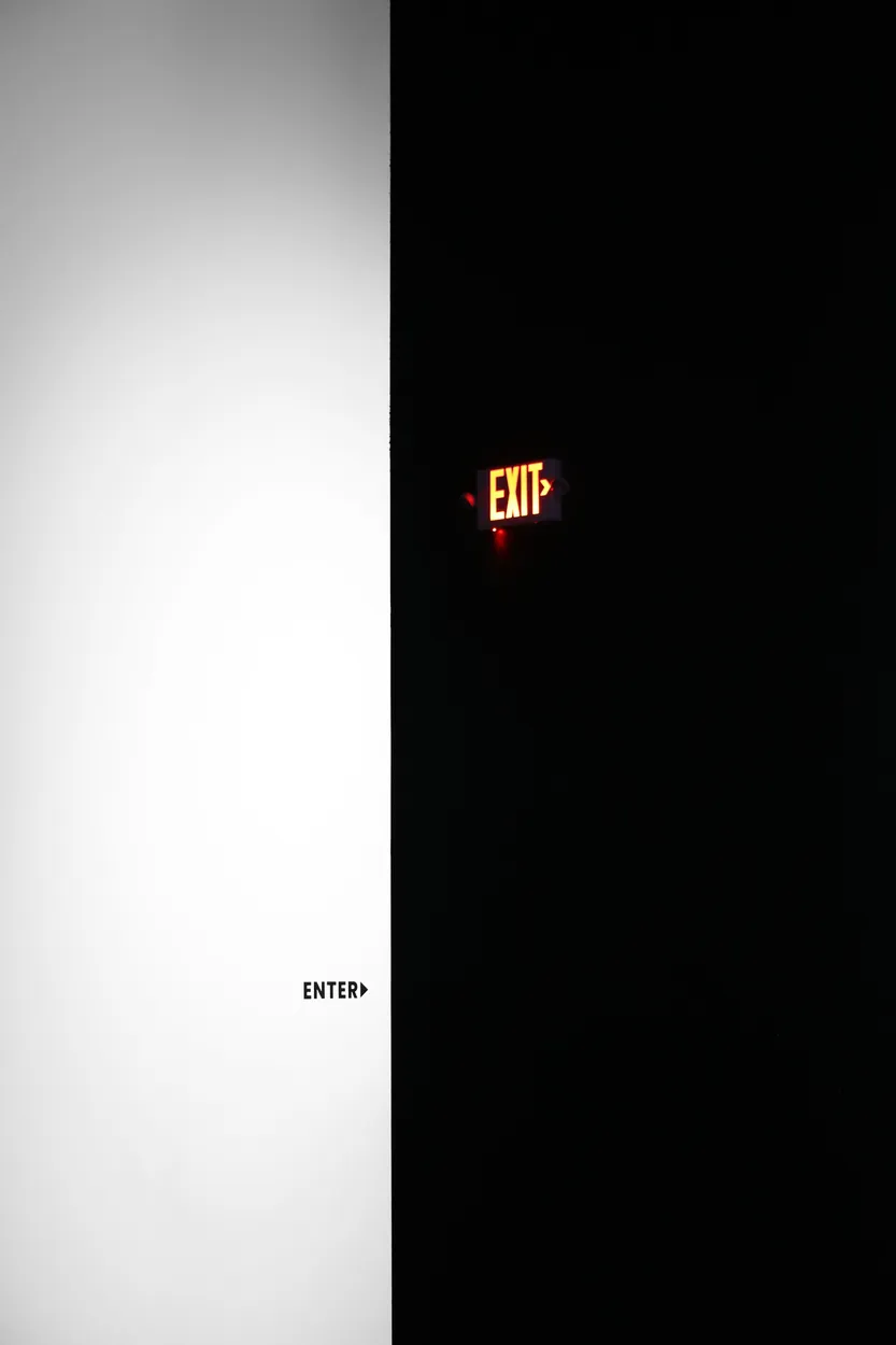 Entry 25724756