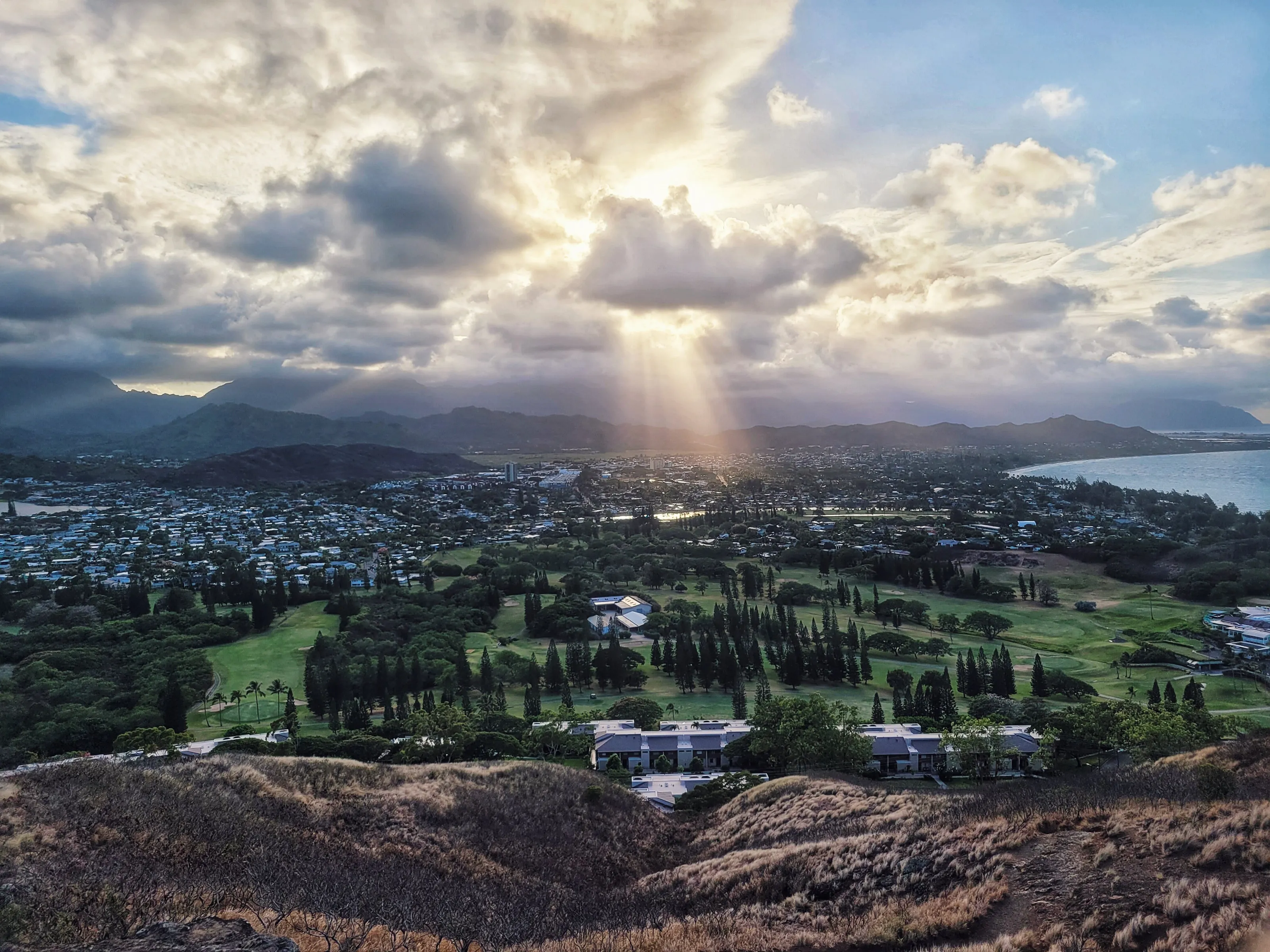 Pillbox Hike on Oahu