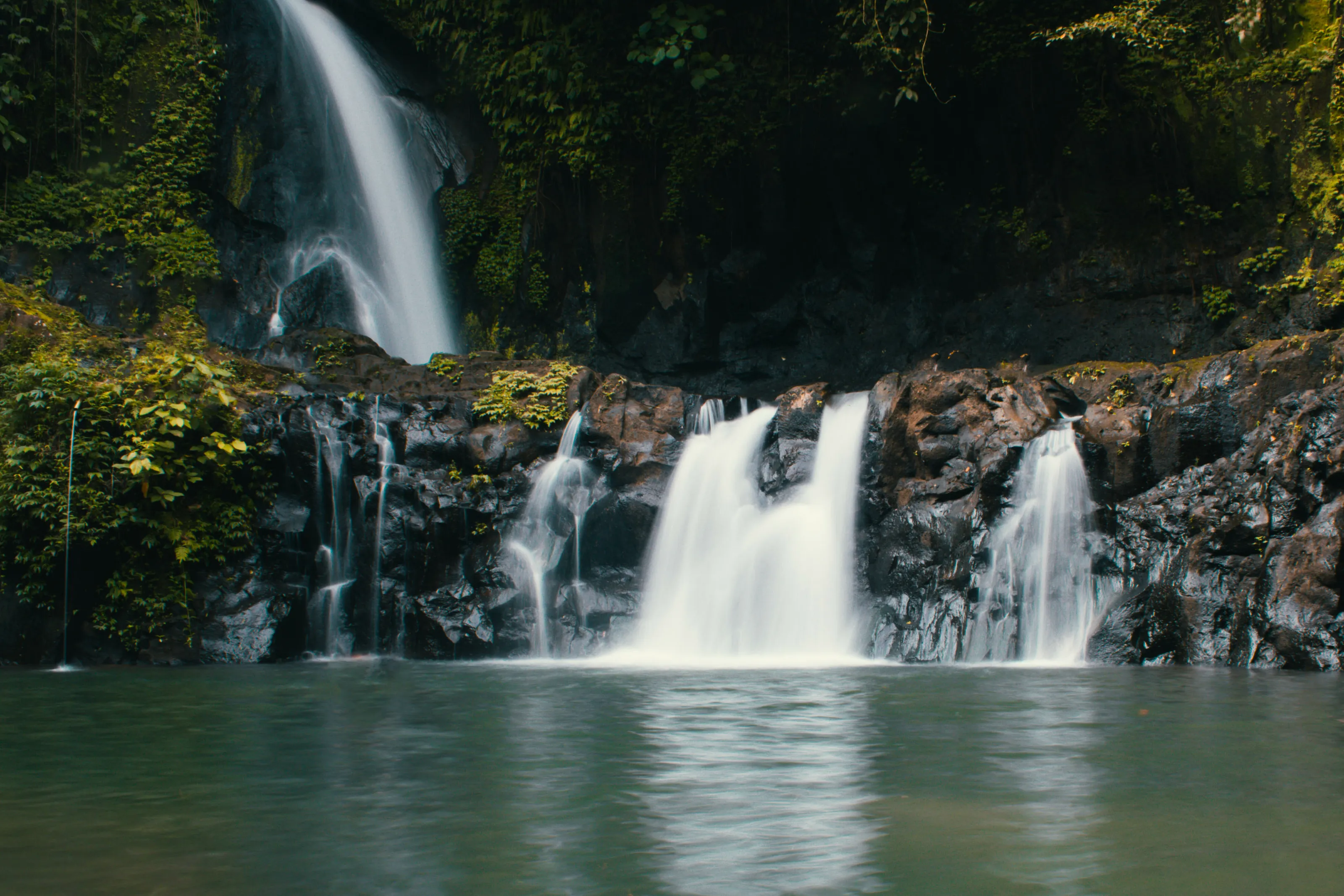 The smooth falls of Bali