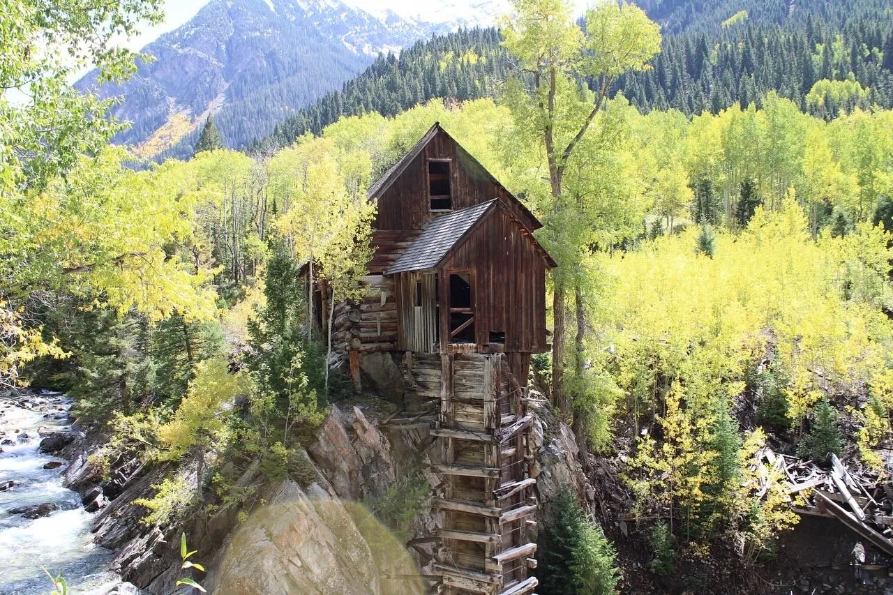 Crystal mill
