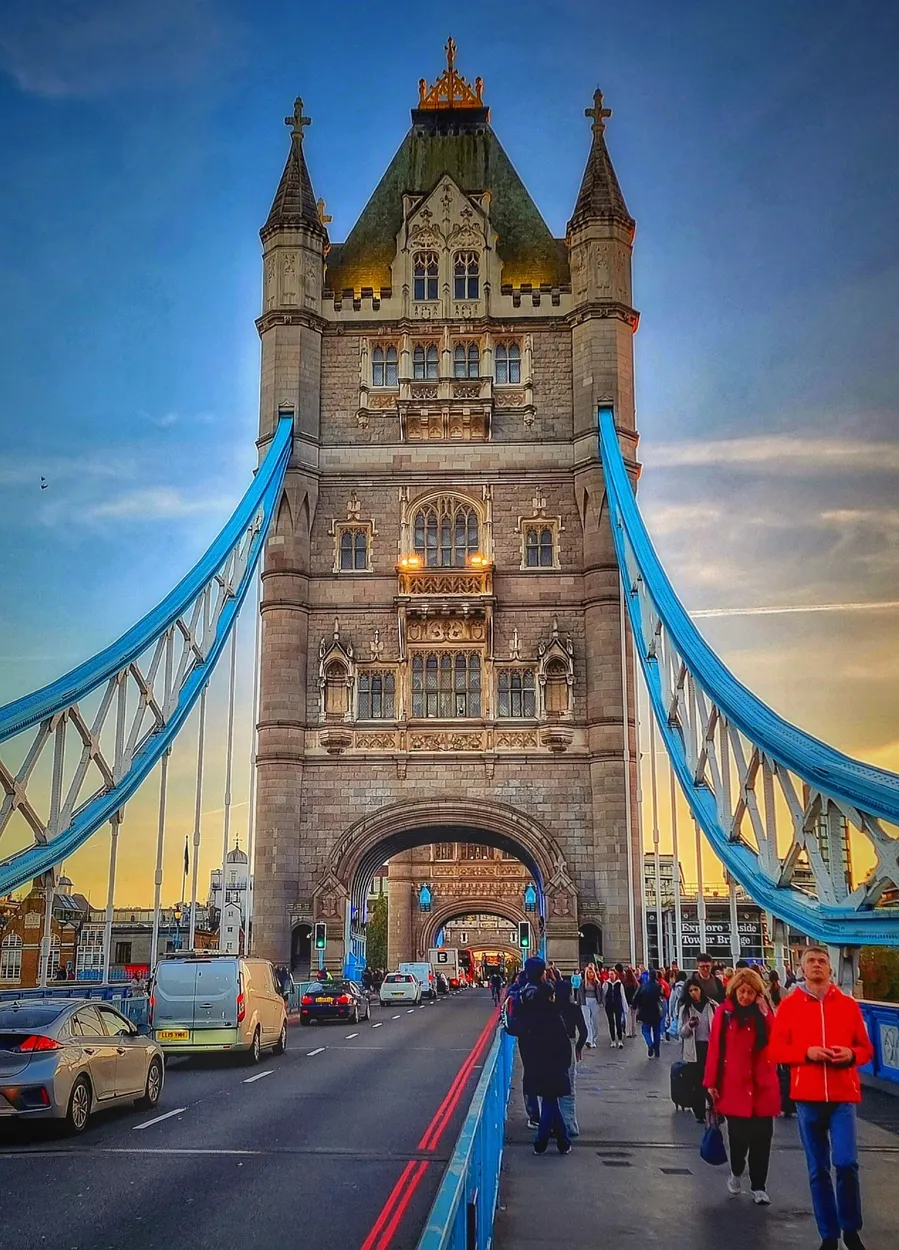 Entry 22101071
