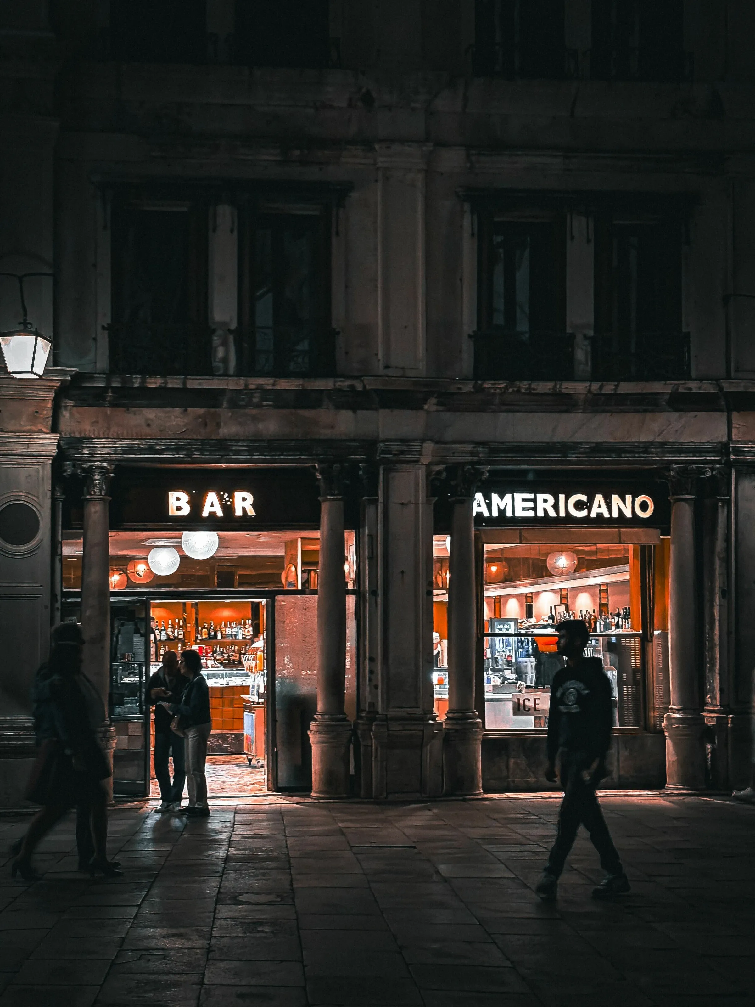 Bar Americano