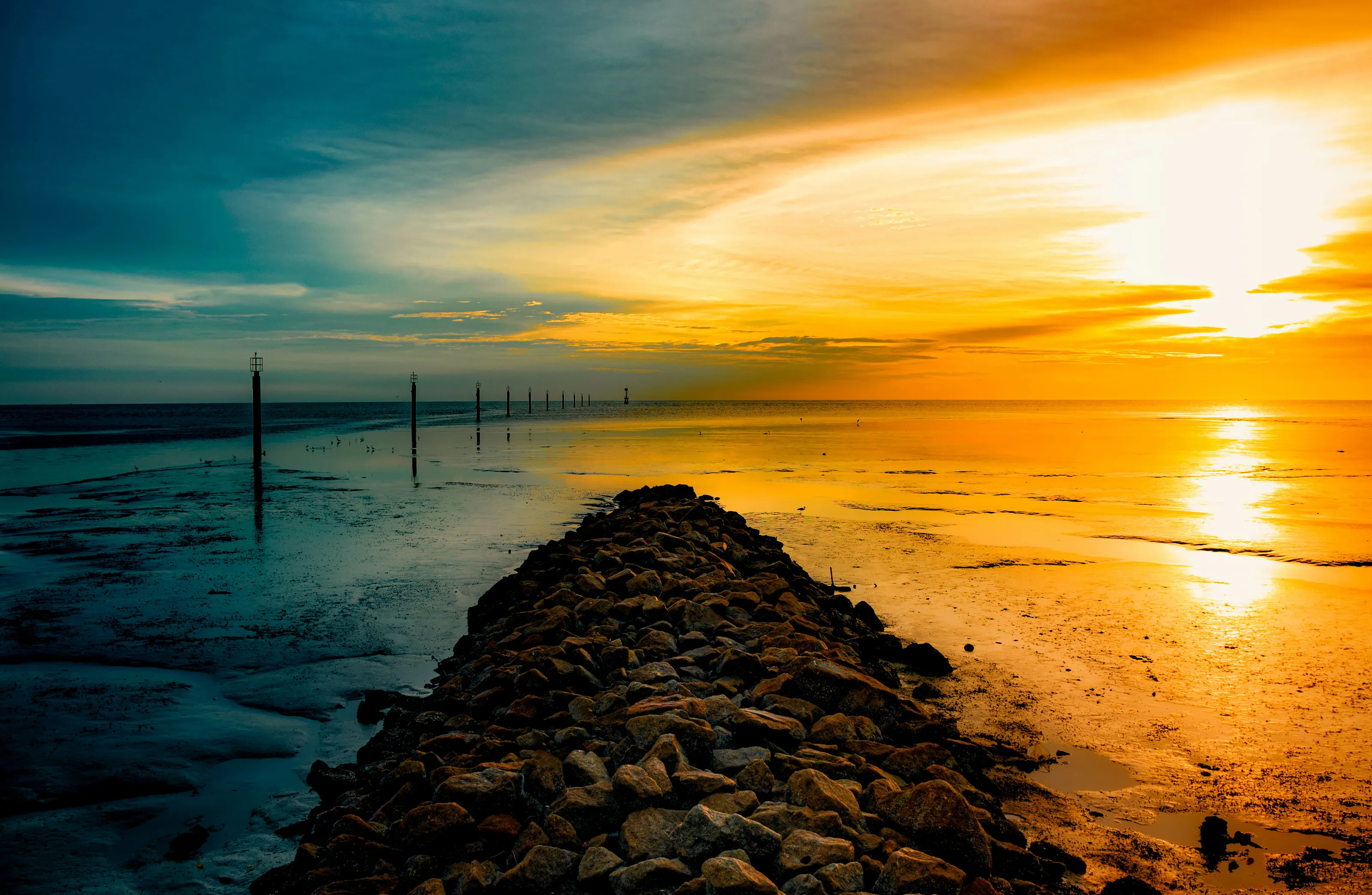Clash of fire and ice at Pantai Redang