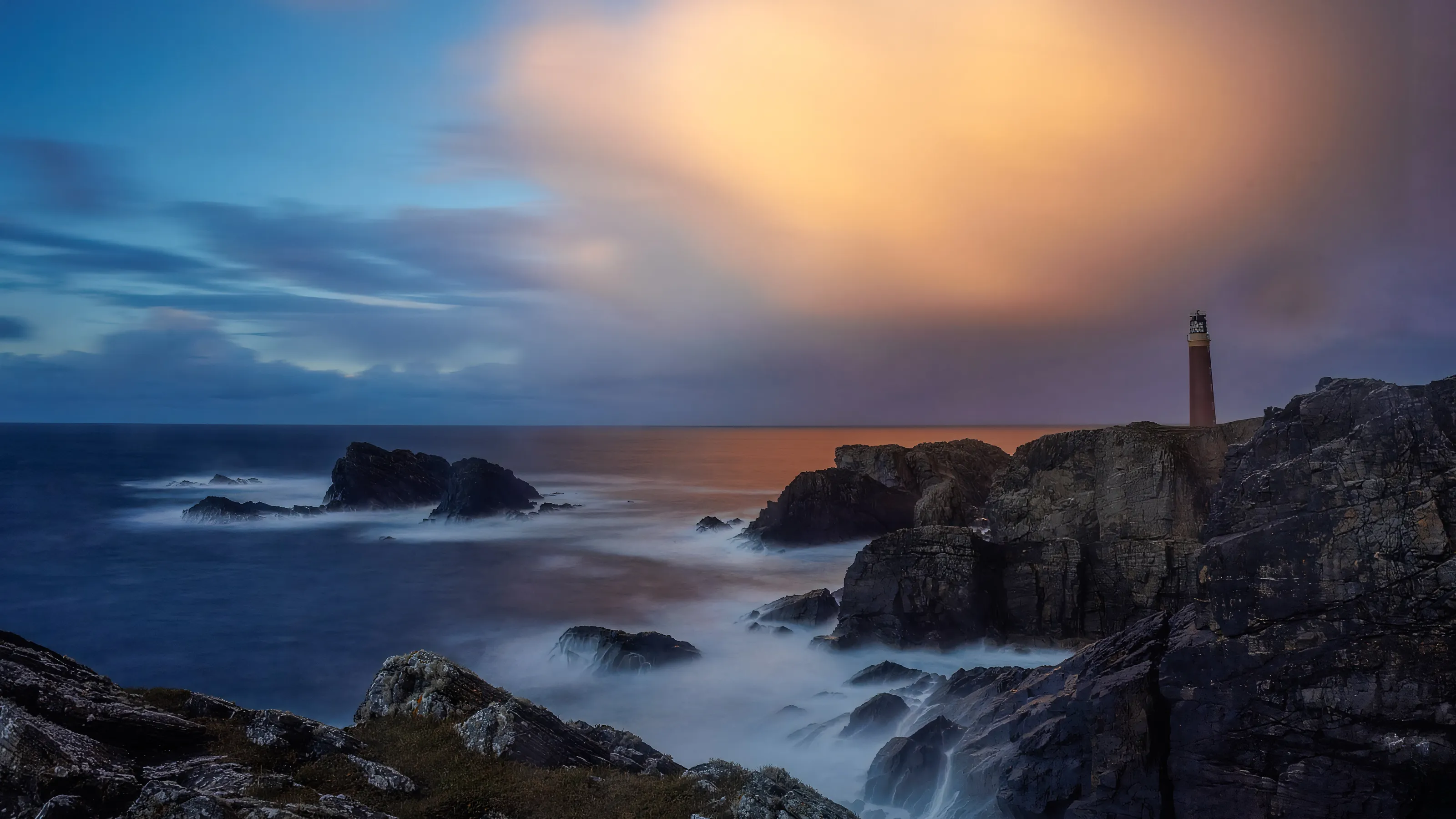 Ethereal lighthouse