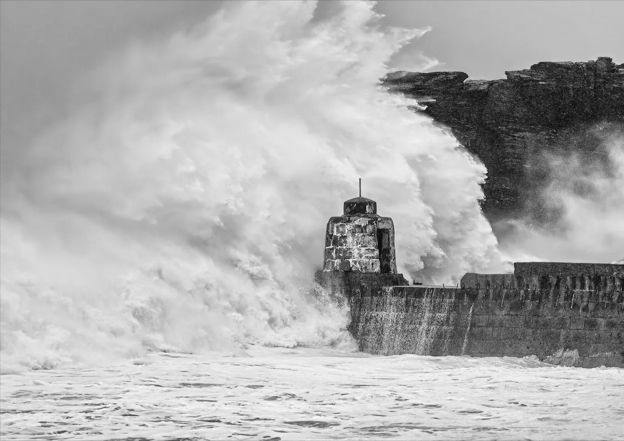 The Monkey hut, Portreath taking a bashing