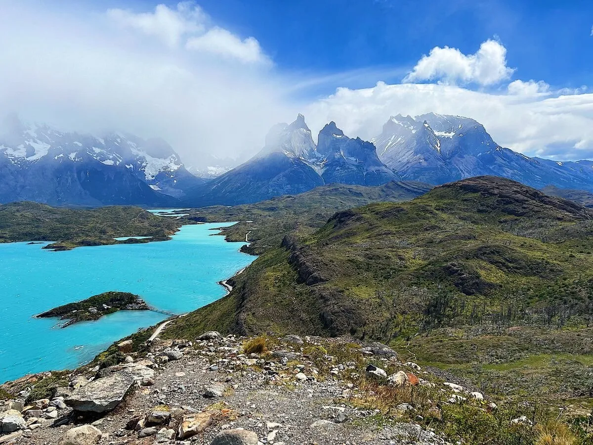 Cuernos Del Paine and Lago Pihoe, Chile