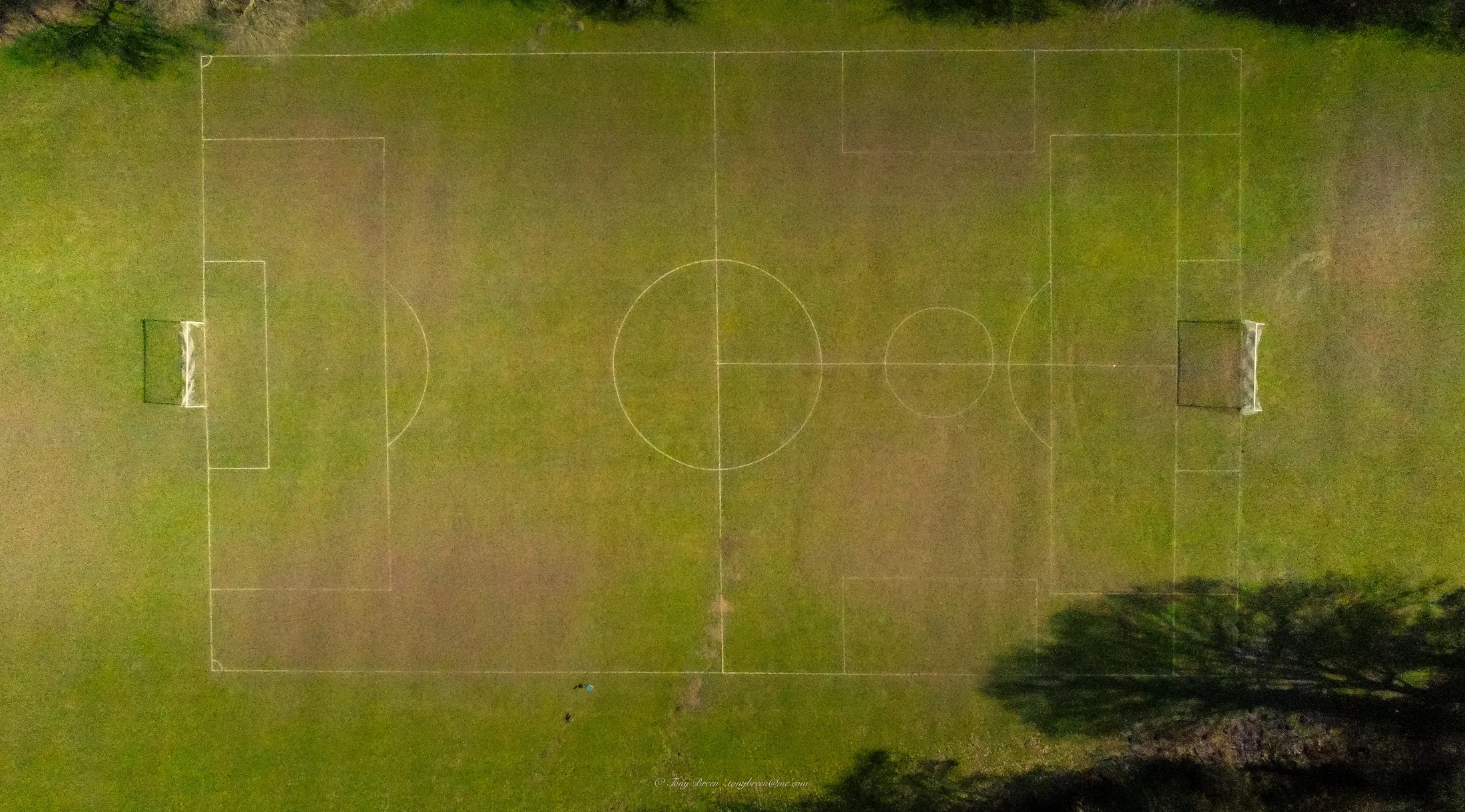 Drone shot straightdown of a football pitch.