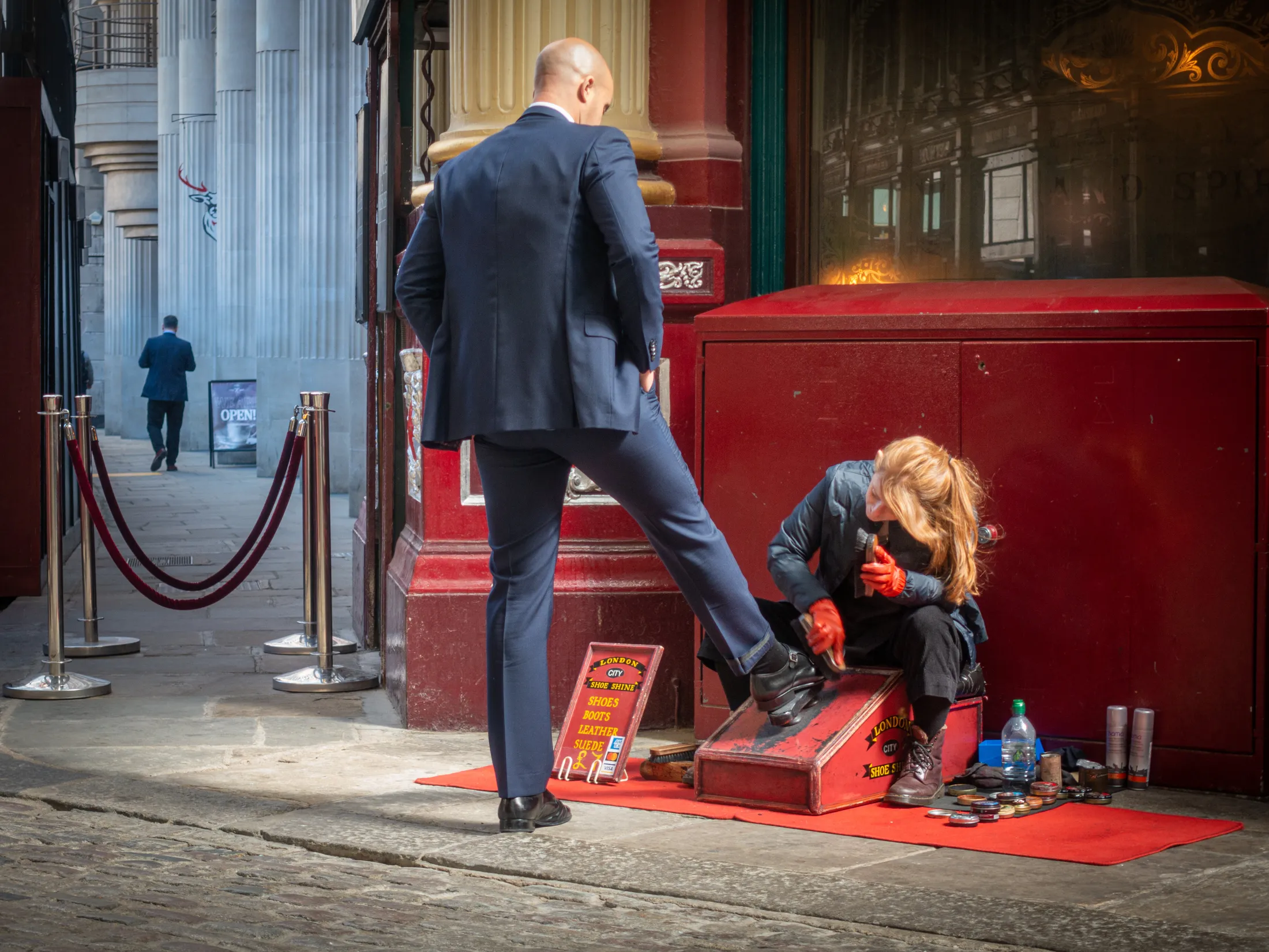 Shoe shine