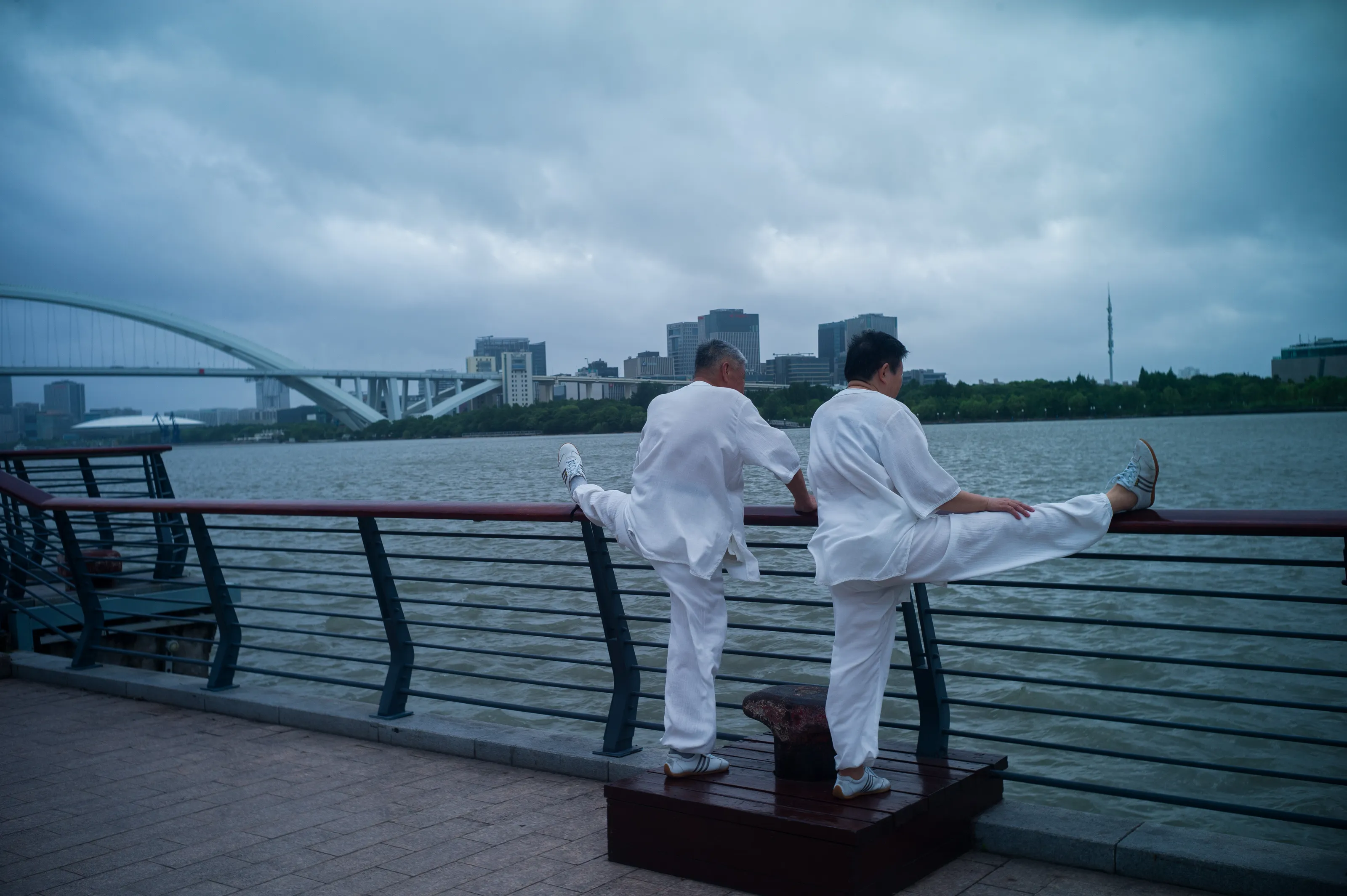 Taichi at the Bund