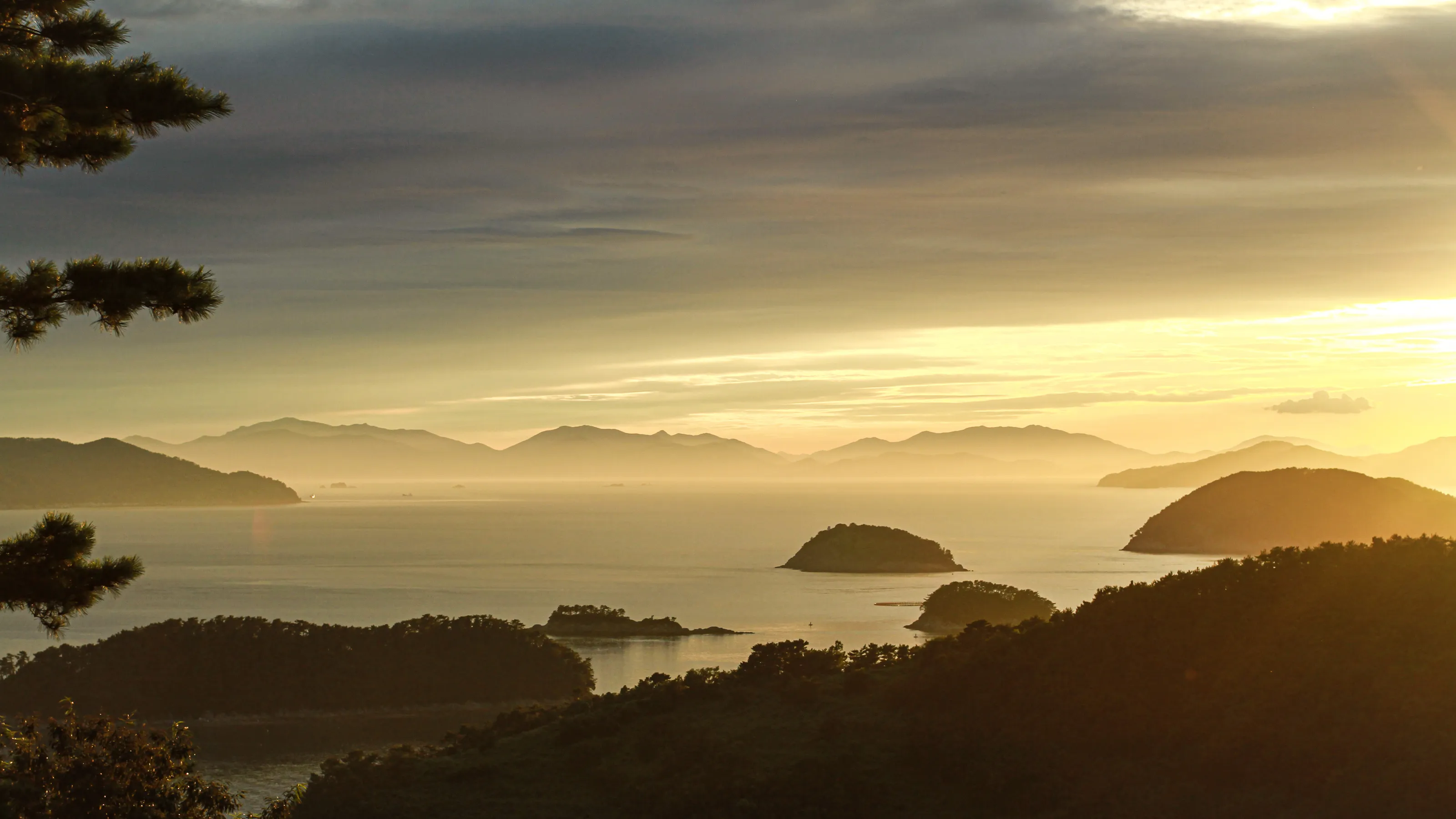 Islands of Light