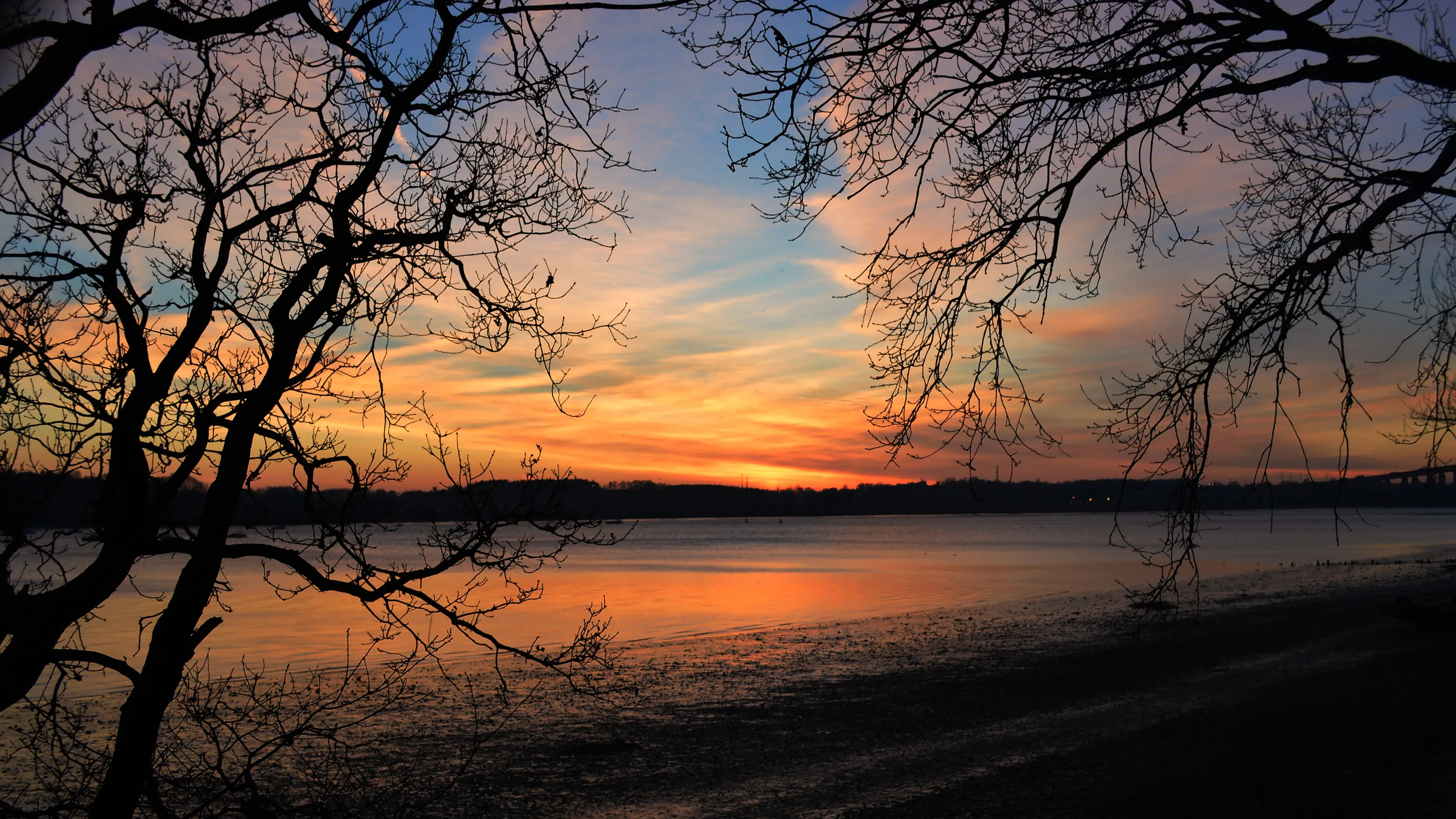 Sunset over River Orwell Ipswich, Suffolk, UK