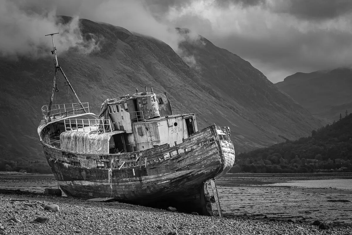 Stranded Boats in Black and White - transport photo contest ...