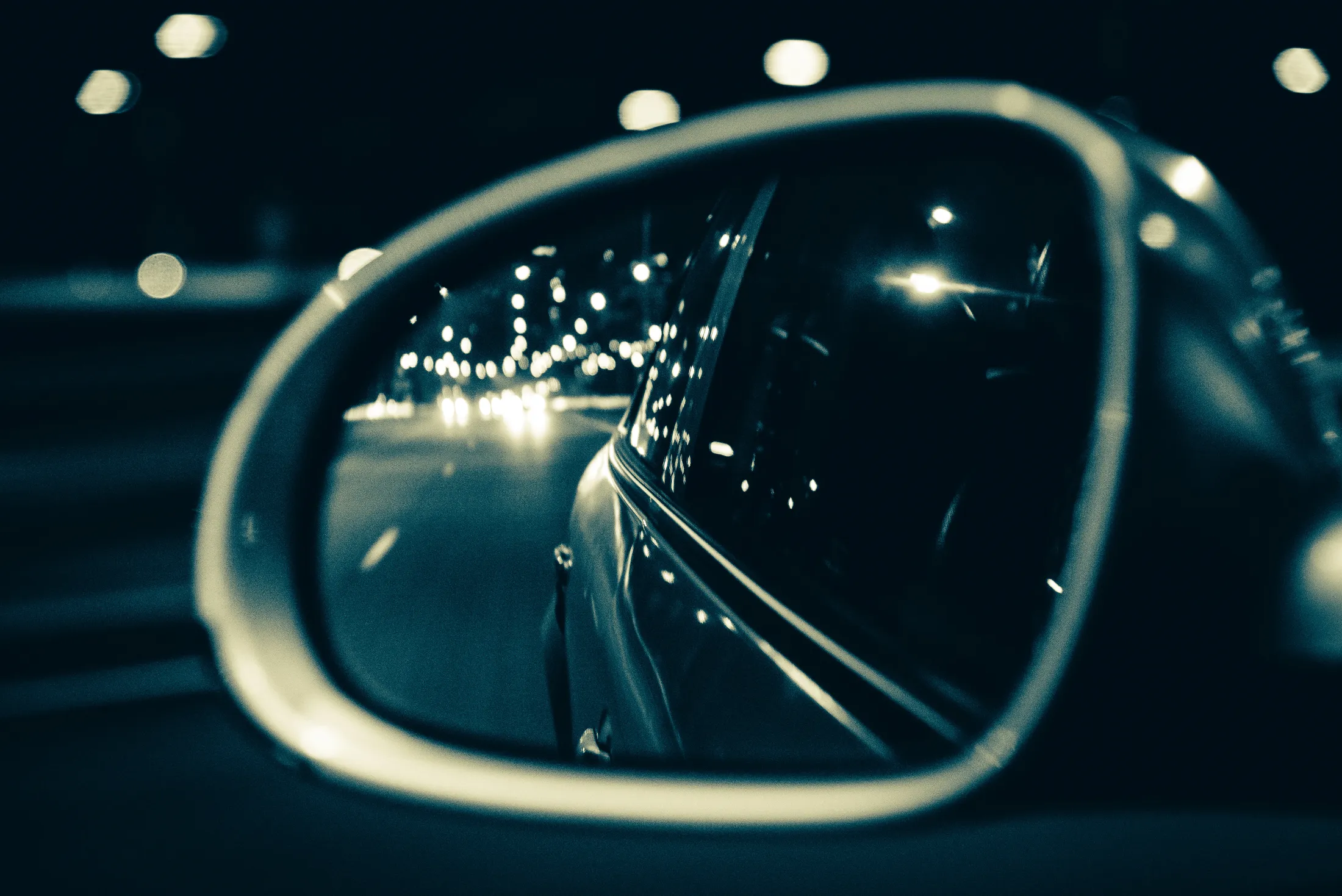 .rearviewmirror.