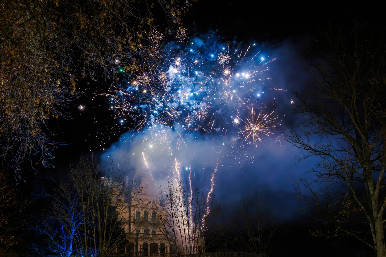 Firework - Ceret