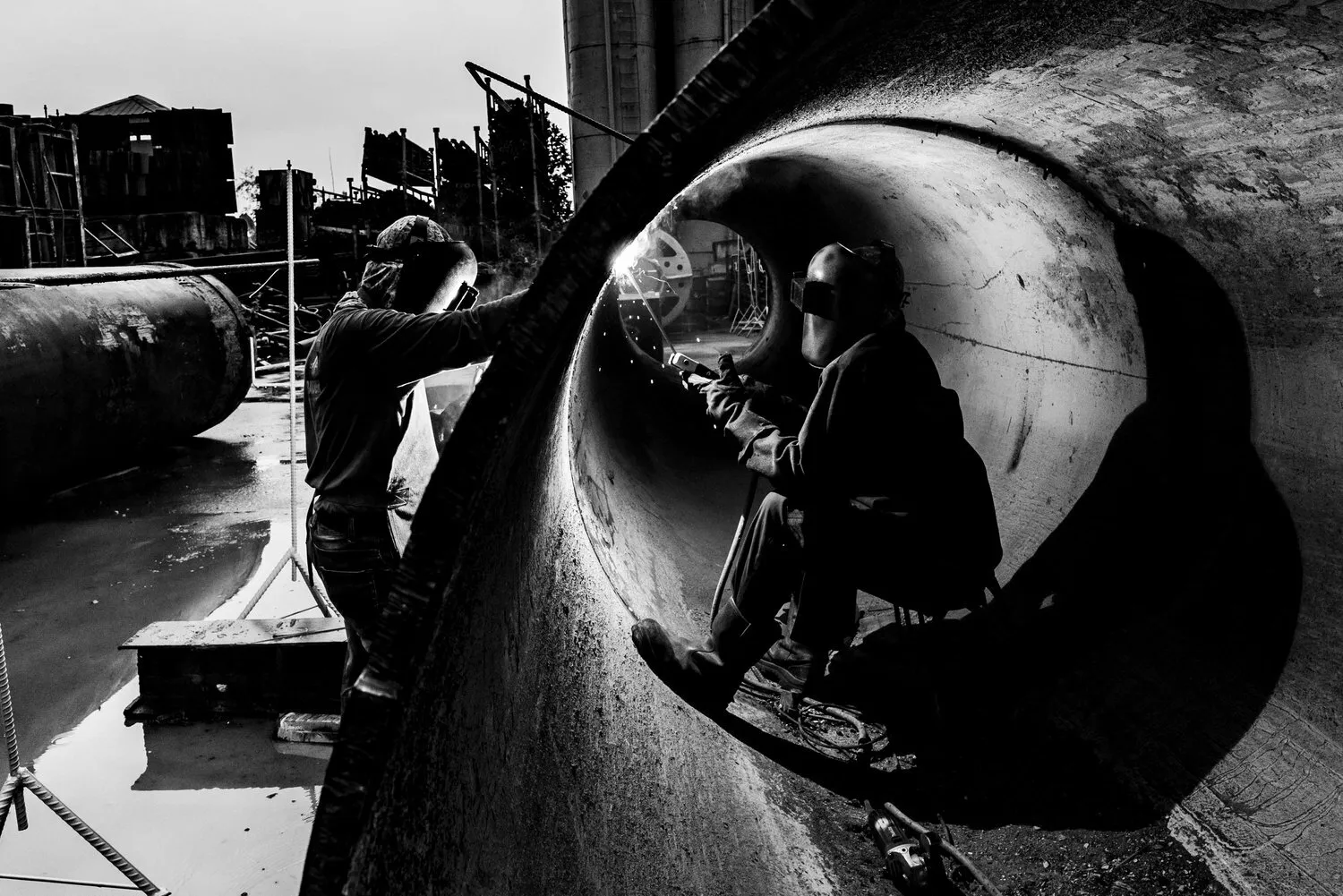 Mirrored welding