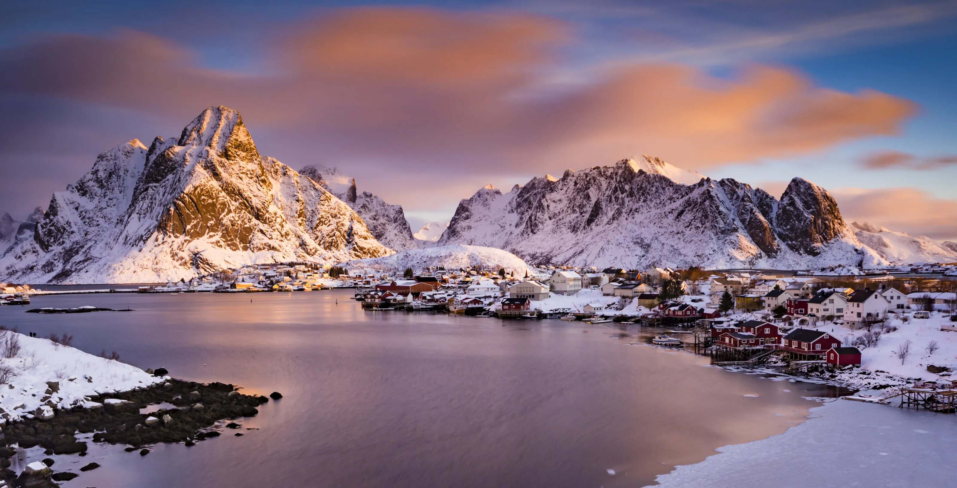 Reine sunrise