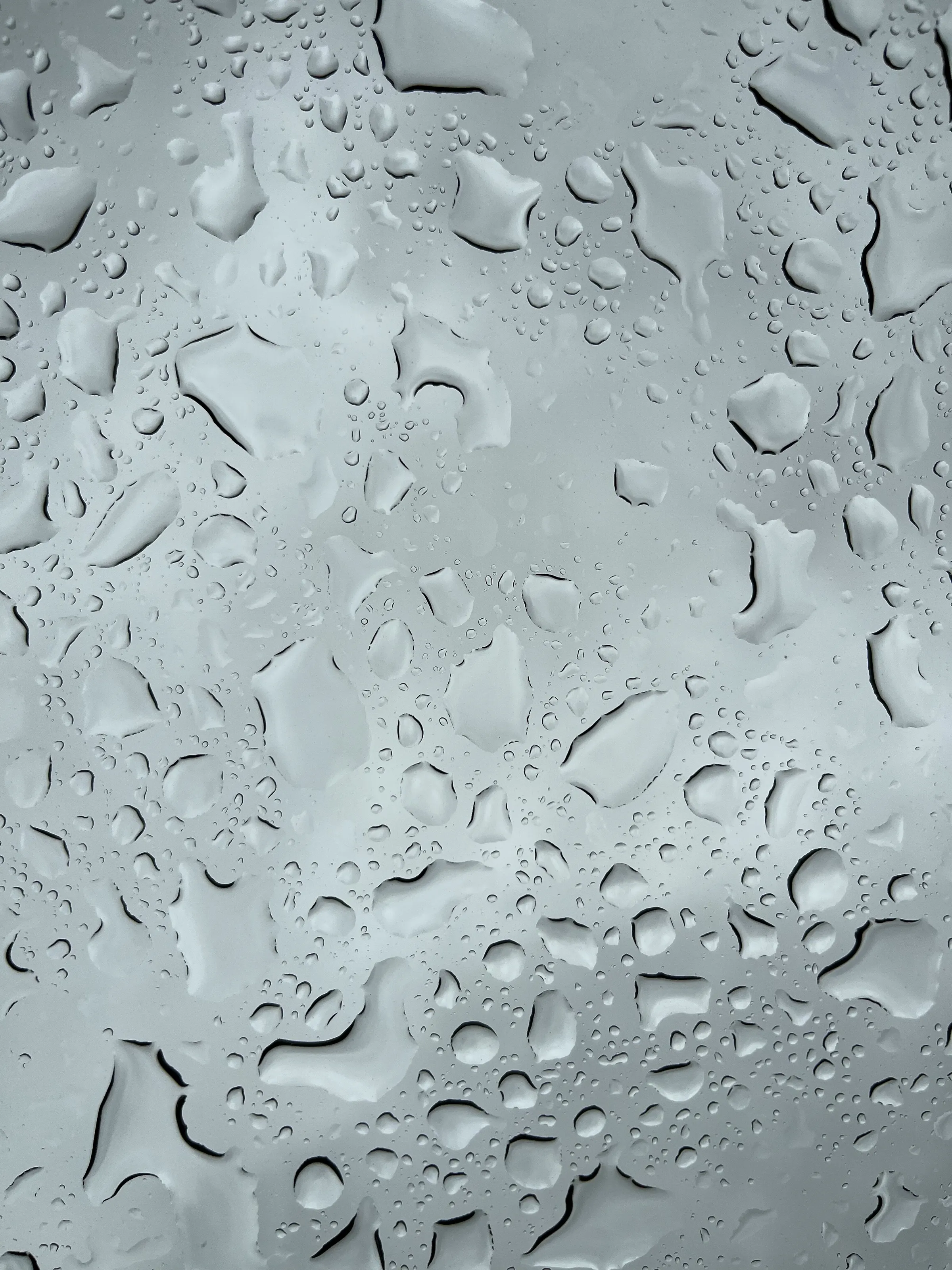 Monochrome Drops