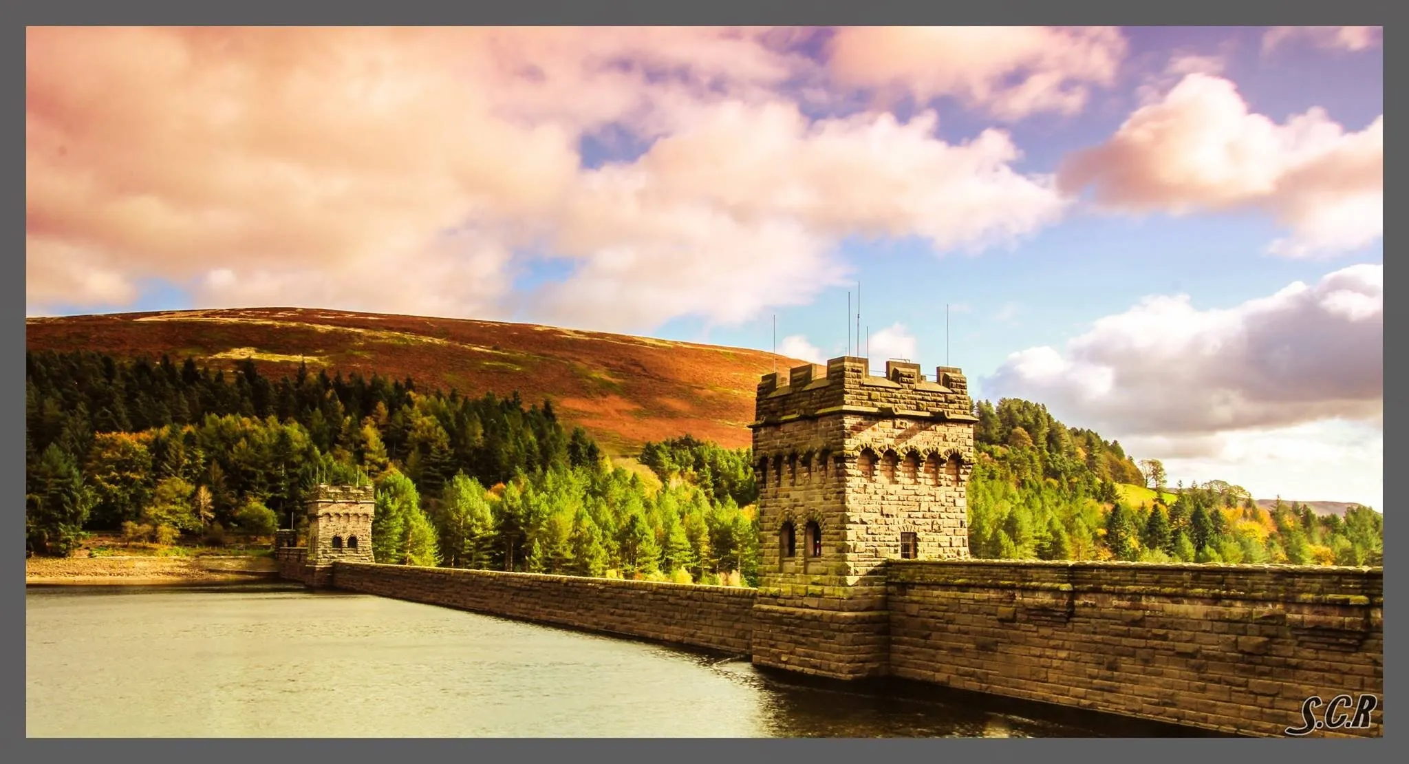 Dam at Derwent Valley