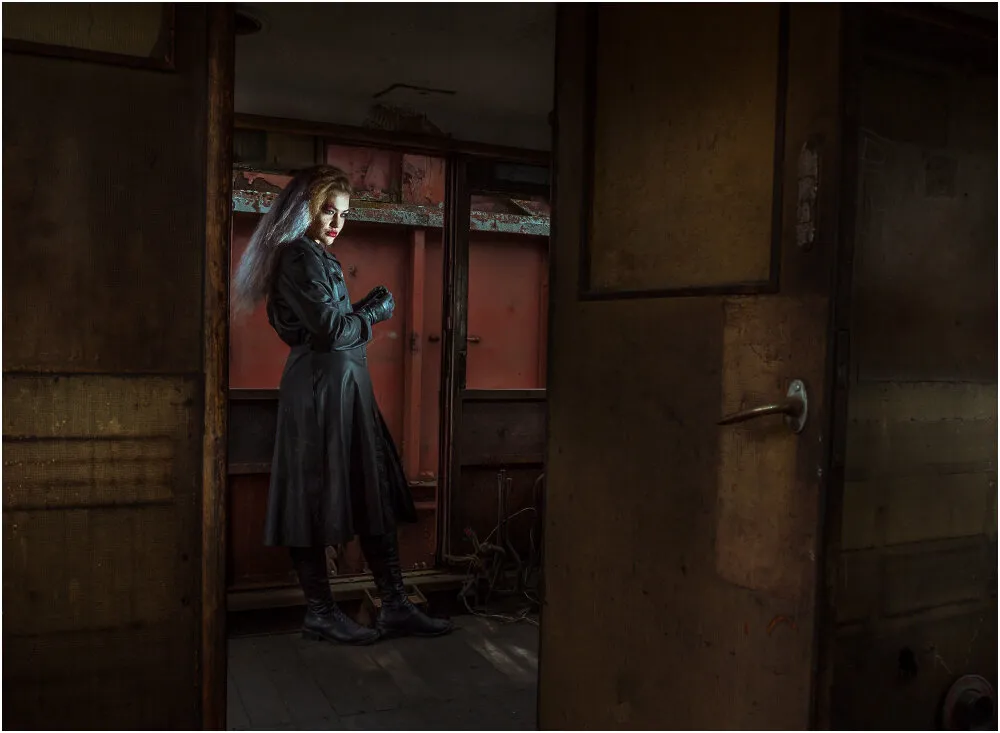 Train Girl