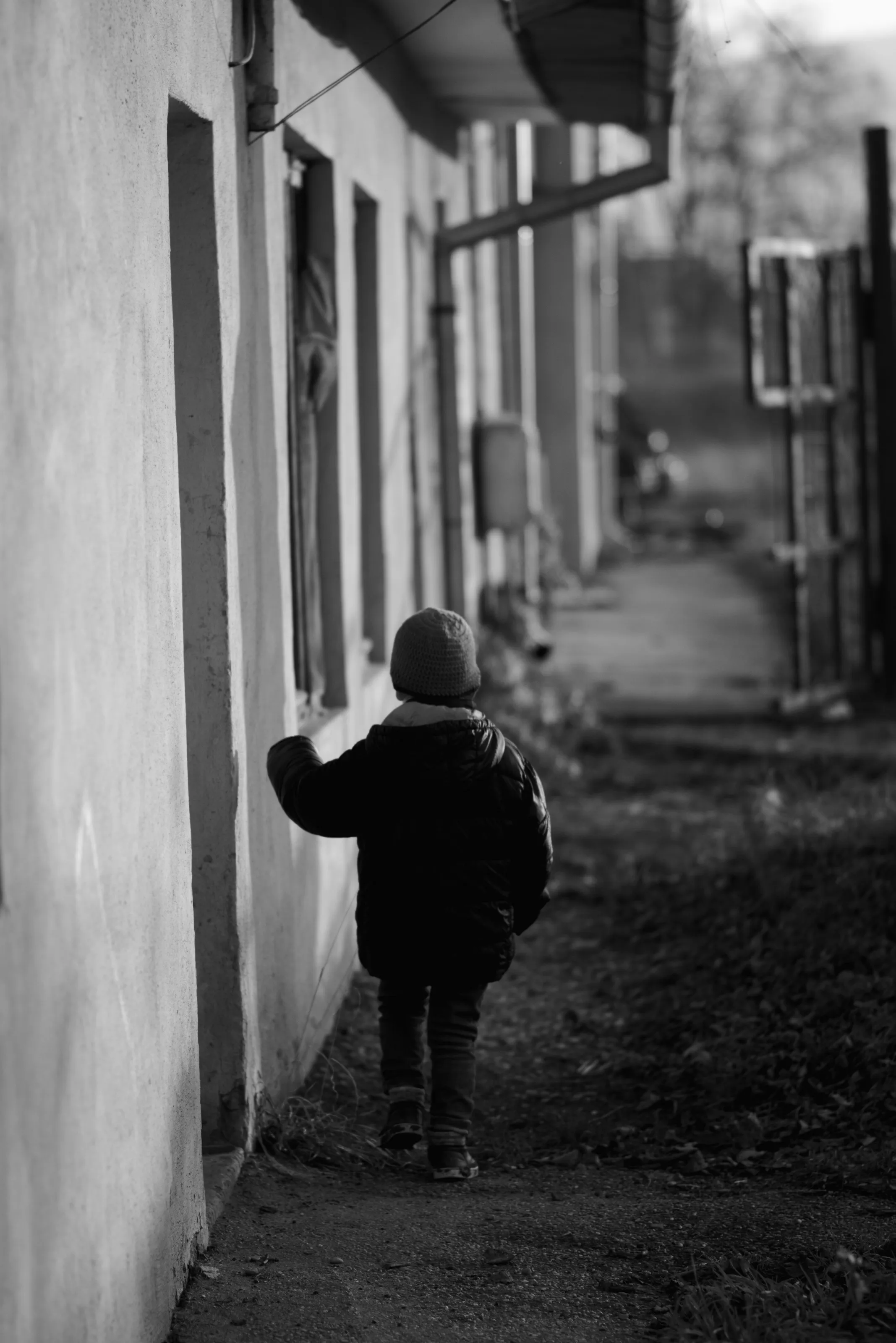 The wandering kid.