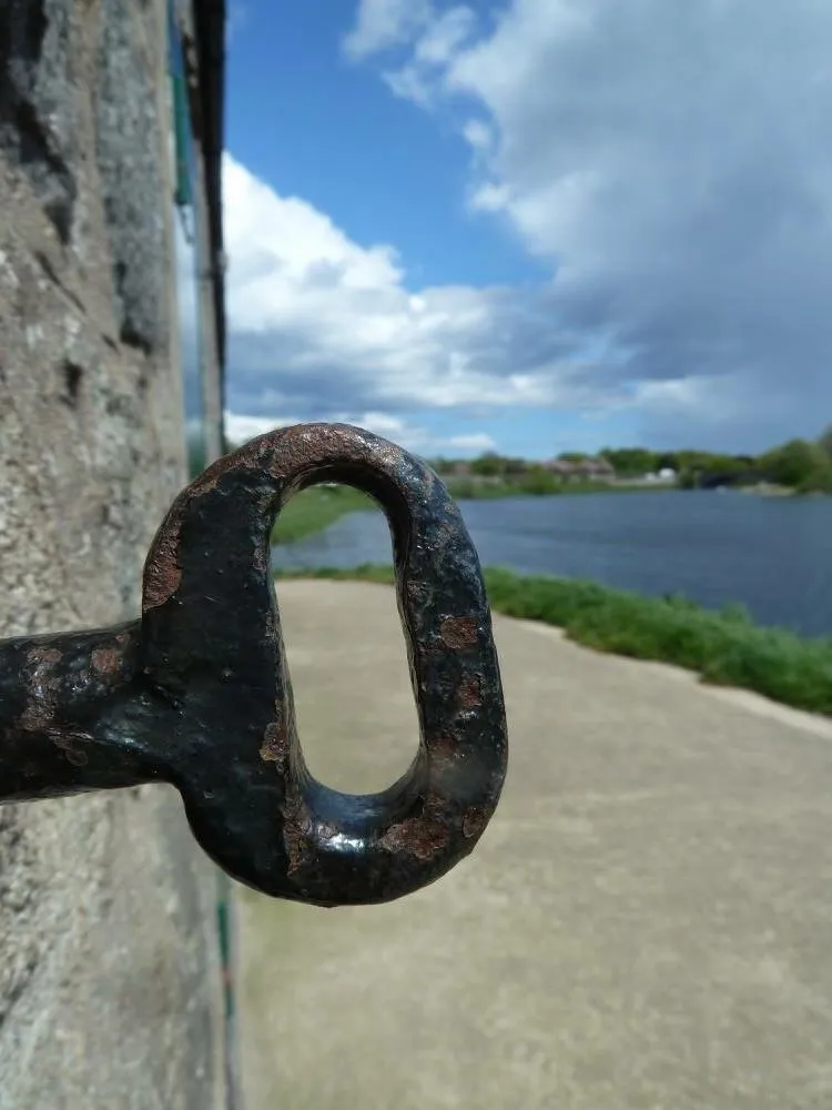 Gateway to the sea