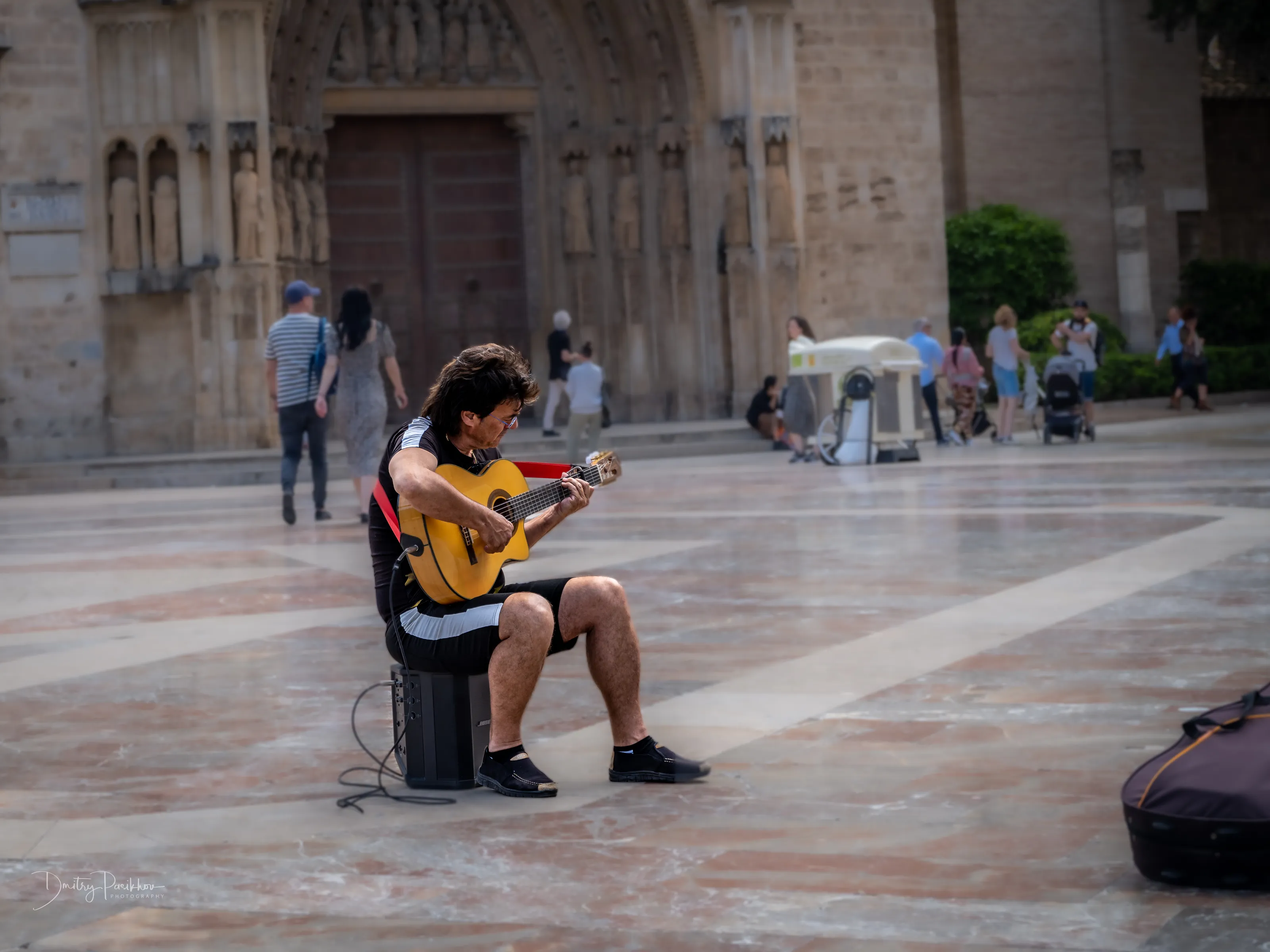 Street Entertainers (in colour)
