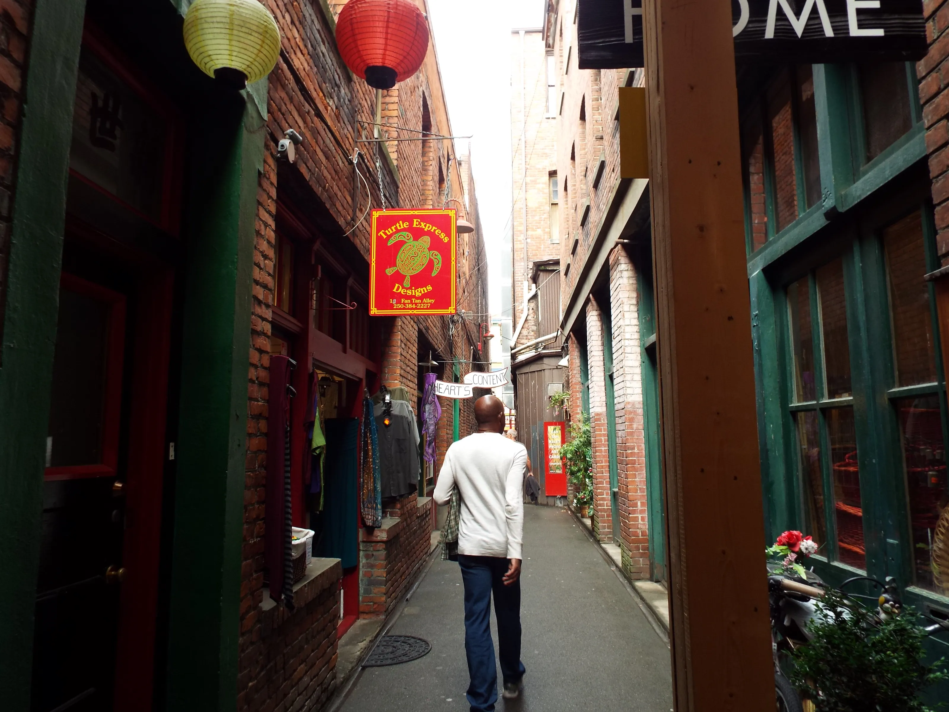 Narrow Pedestrian Alleys