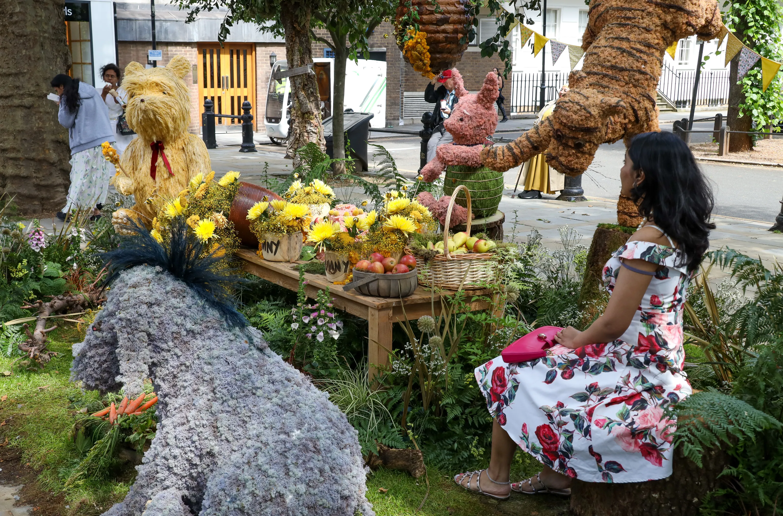 Flower Displays (in colour)