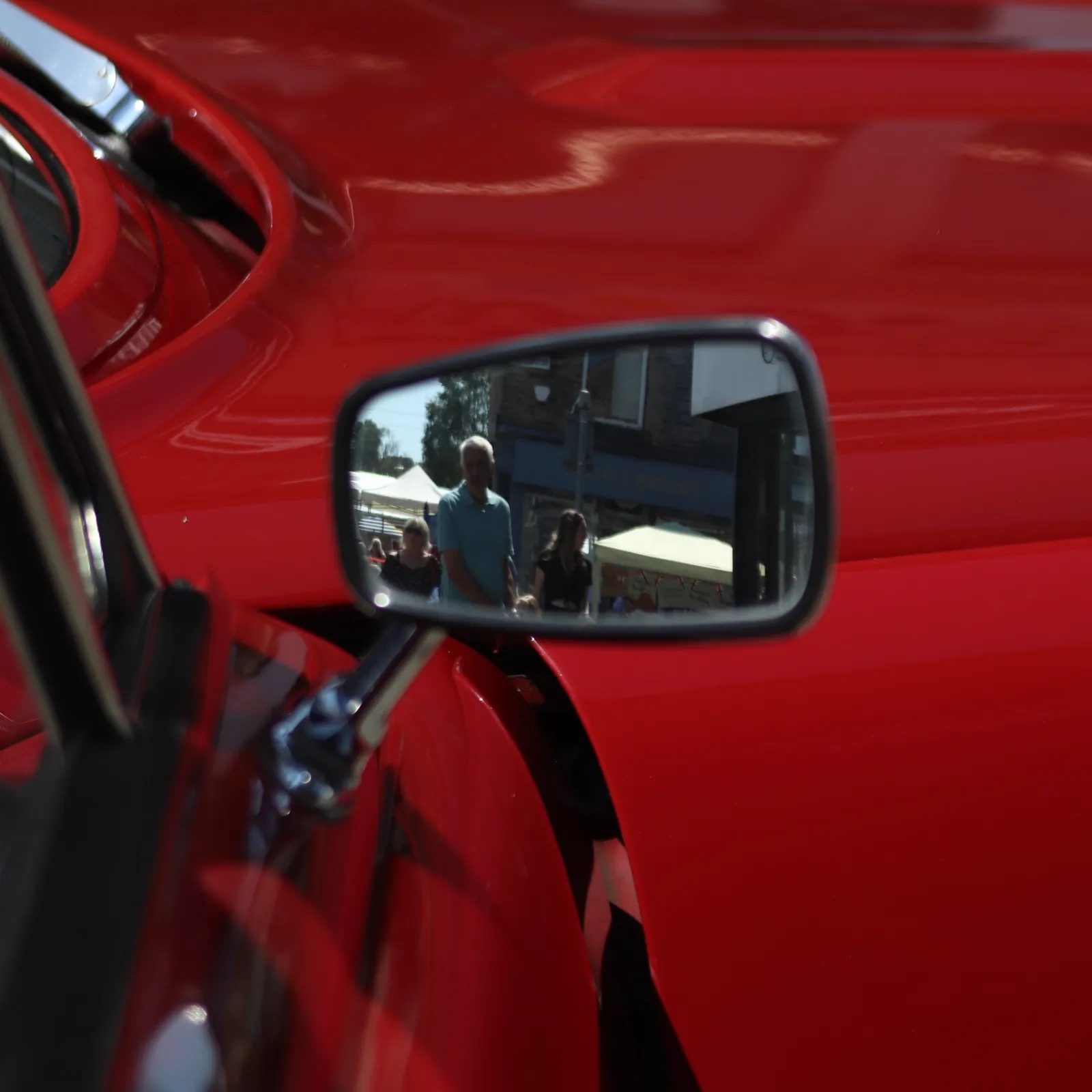 Reflections in Automobile Mirrors