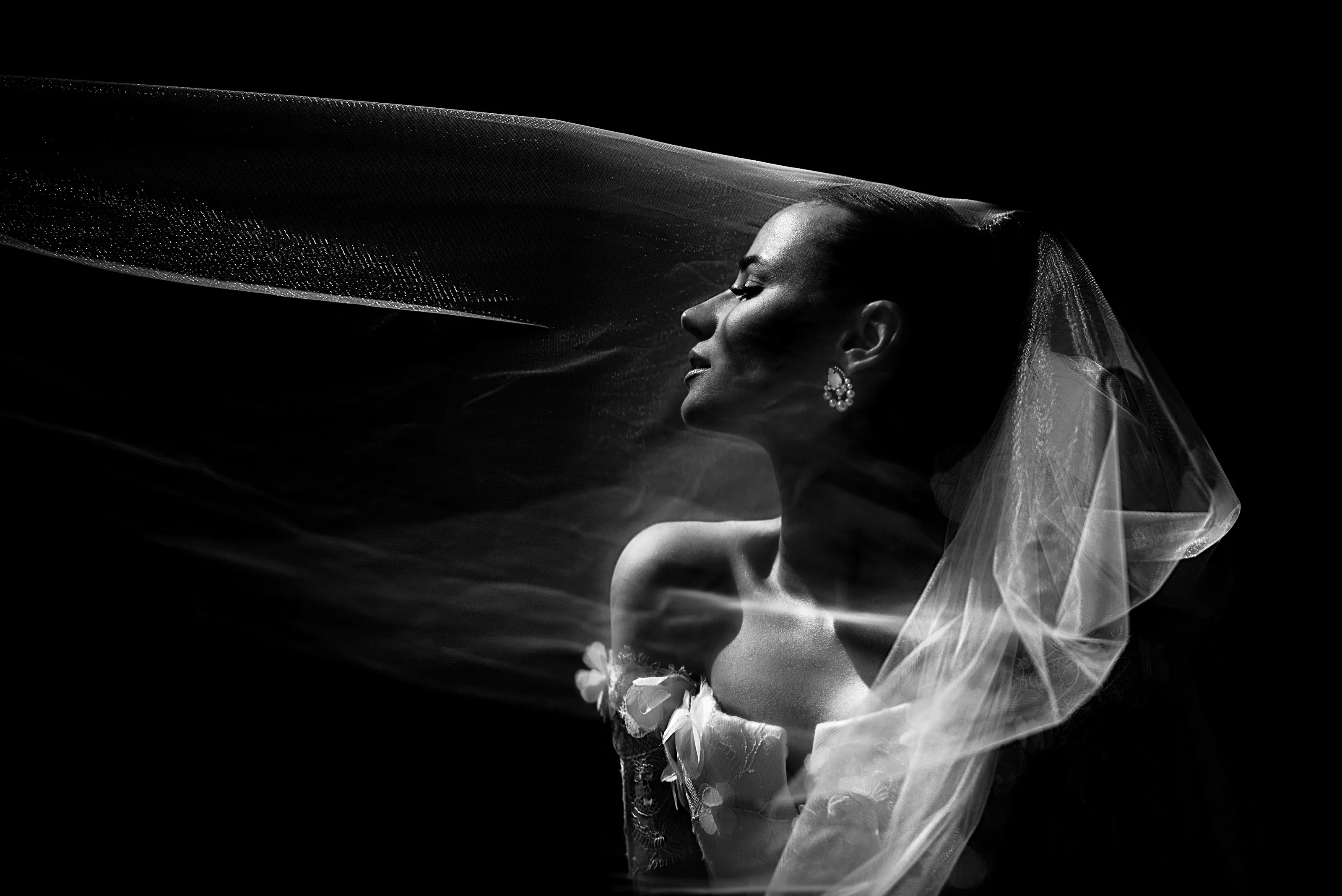 The Essential Wedding Day Photos
