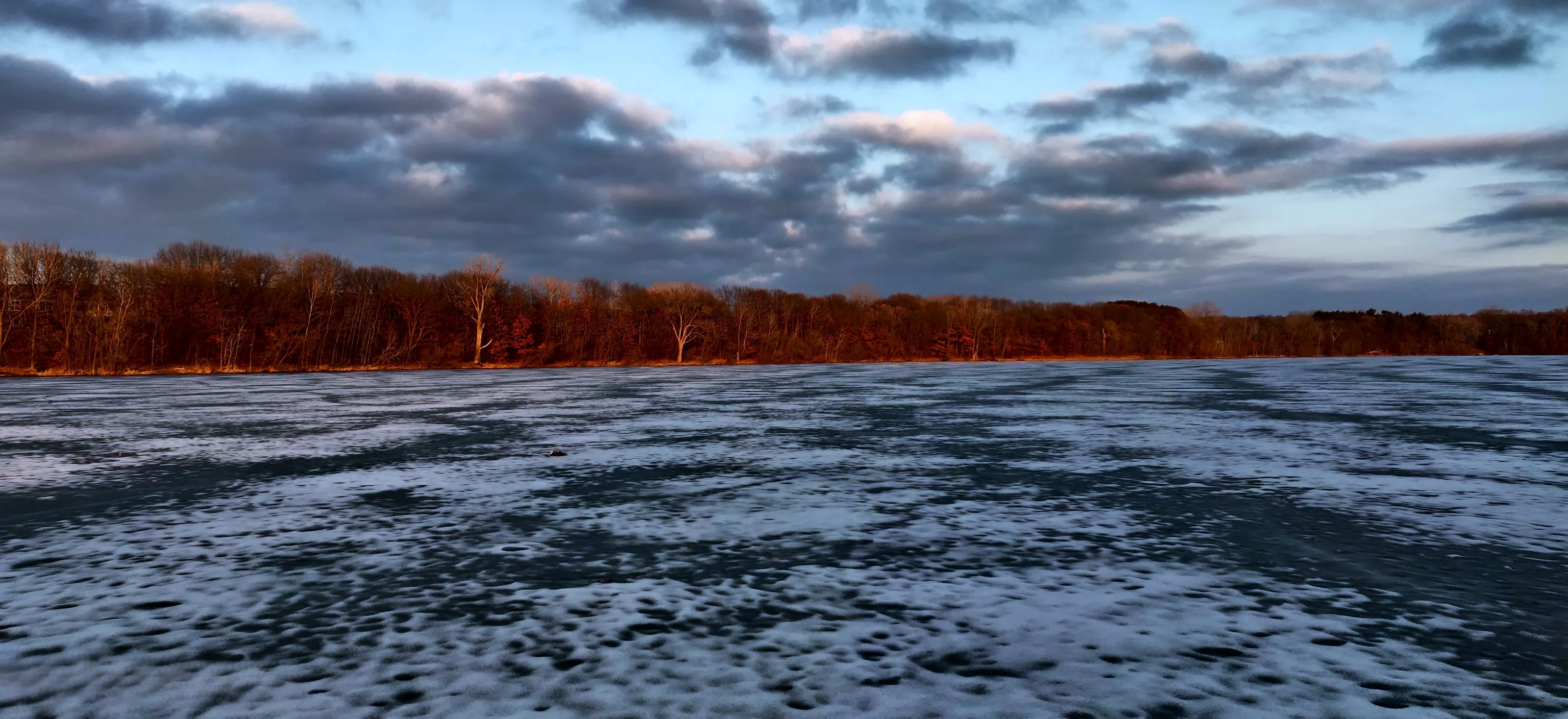 Landscapes Showing the Stillness of Nature