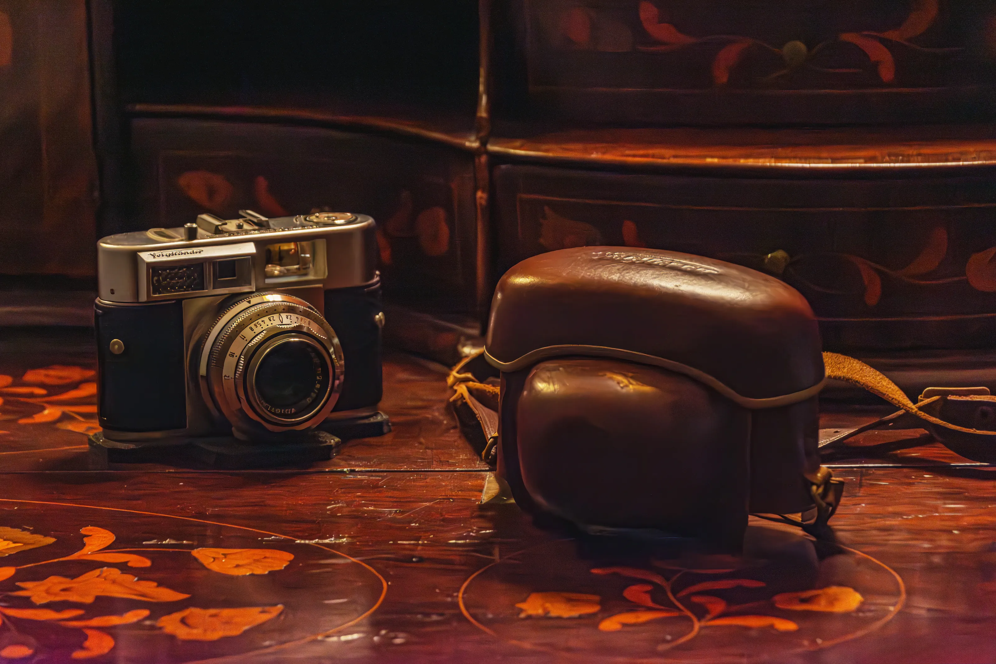 Vintage and Antique Objects (no vehicles)