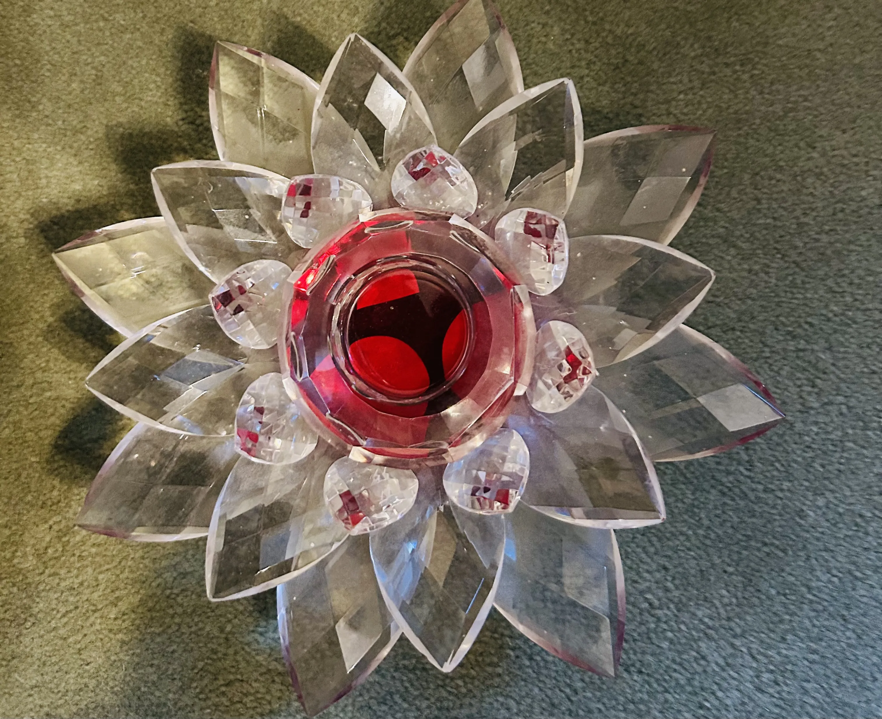 Made of Crystal Glass (in colour)