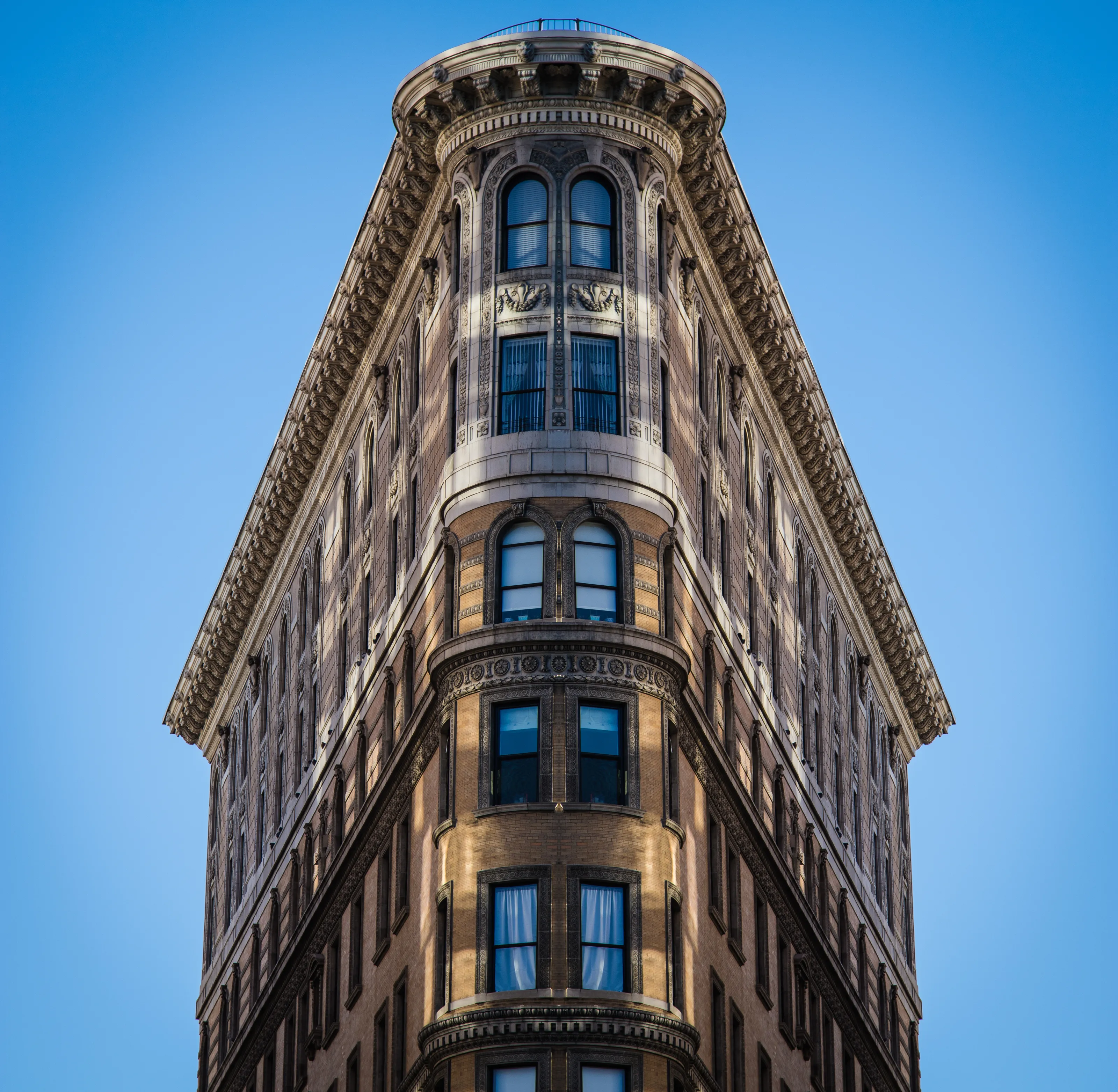 Symmytrical Architecture