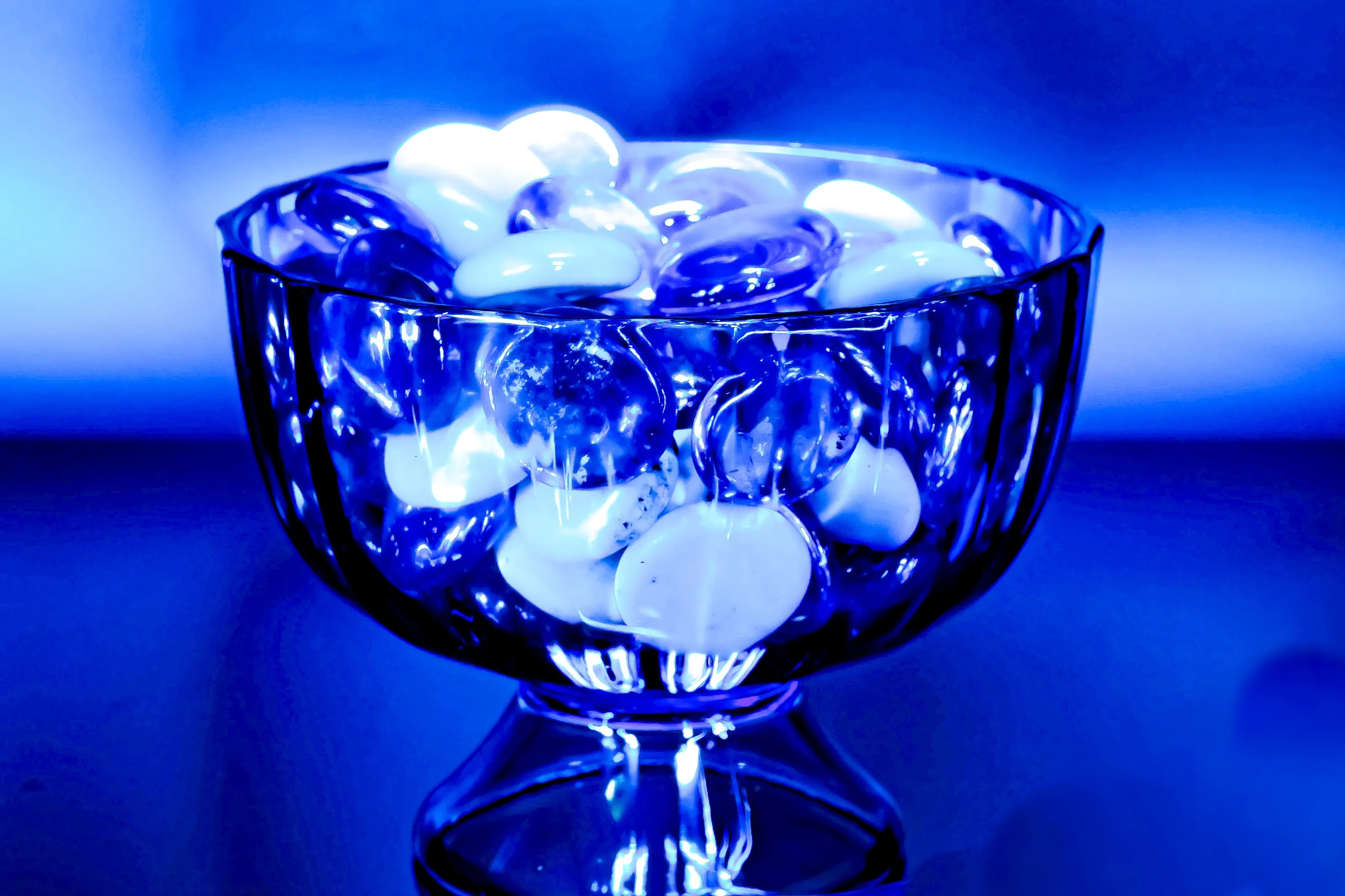 Blue and White (in colour)