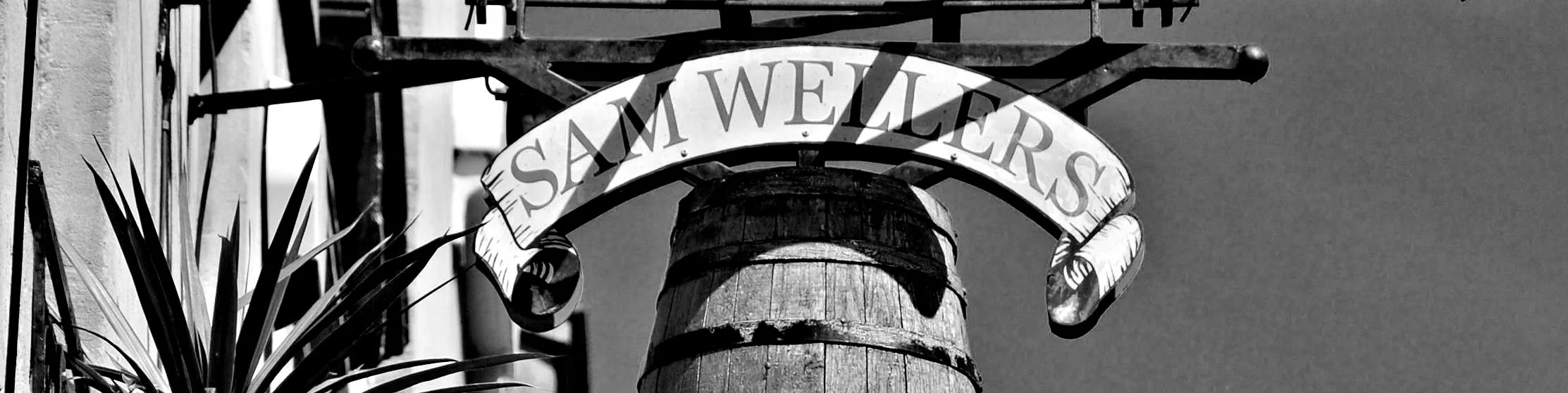 Pub and bar signs