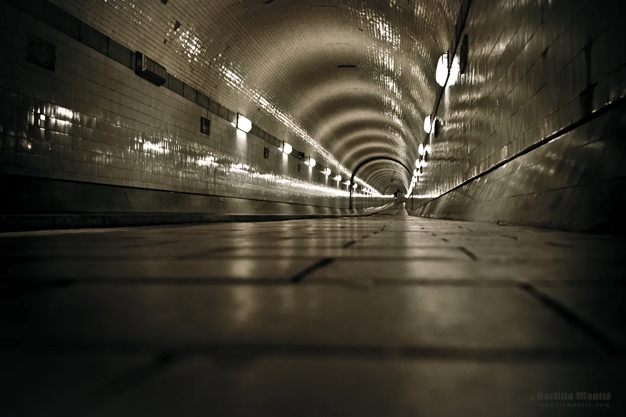 Tunnel