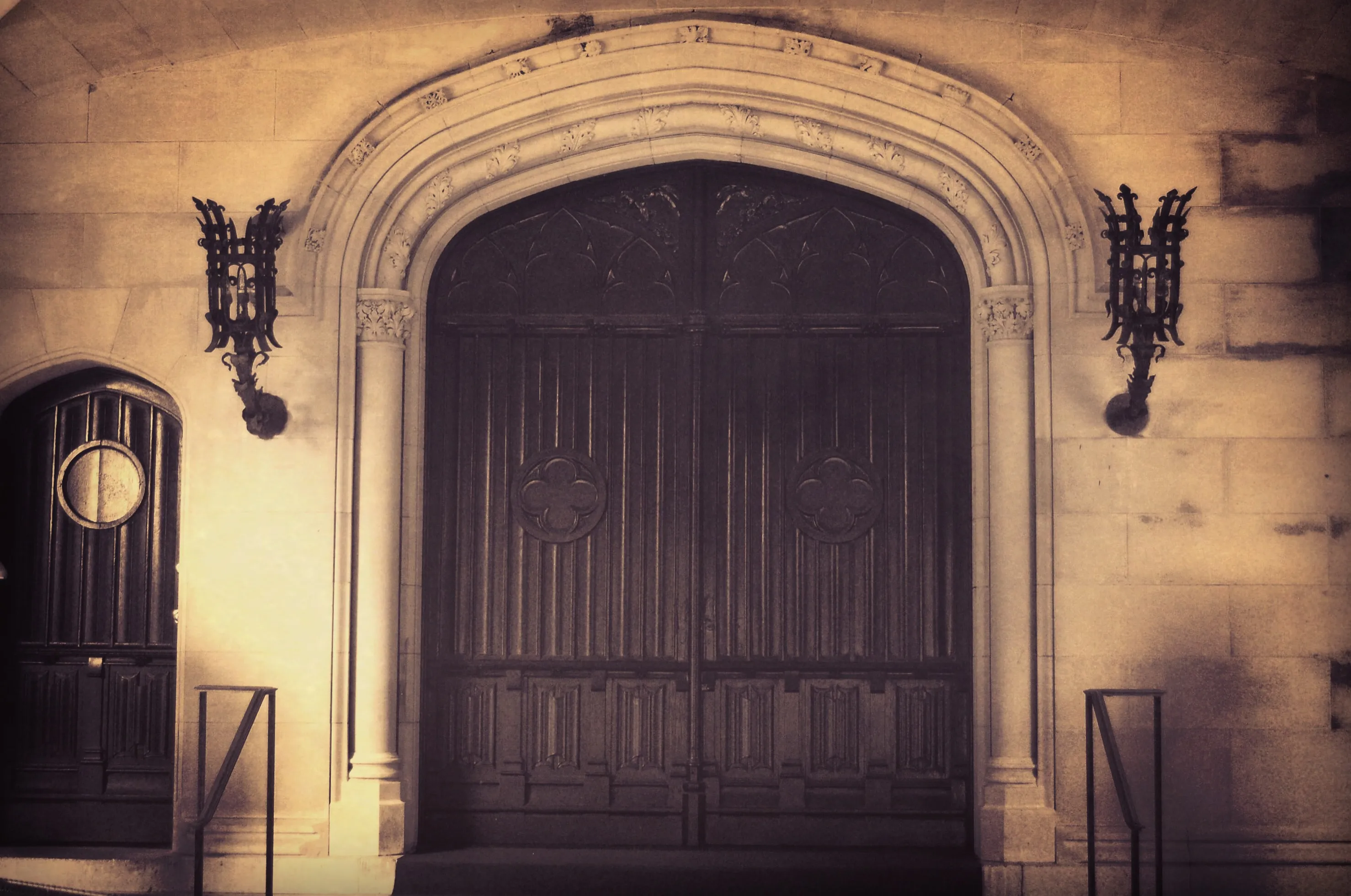 Antiquities and vintage