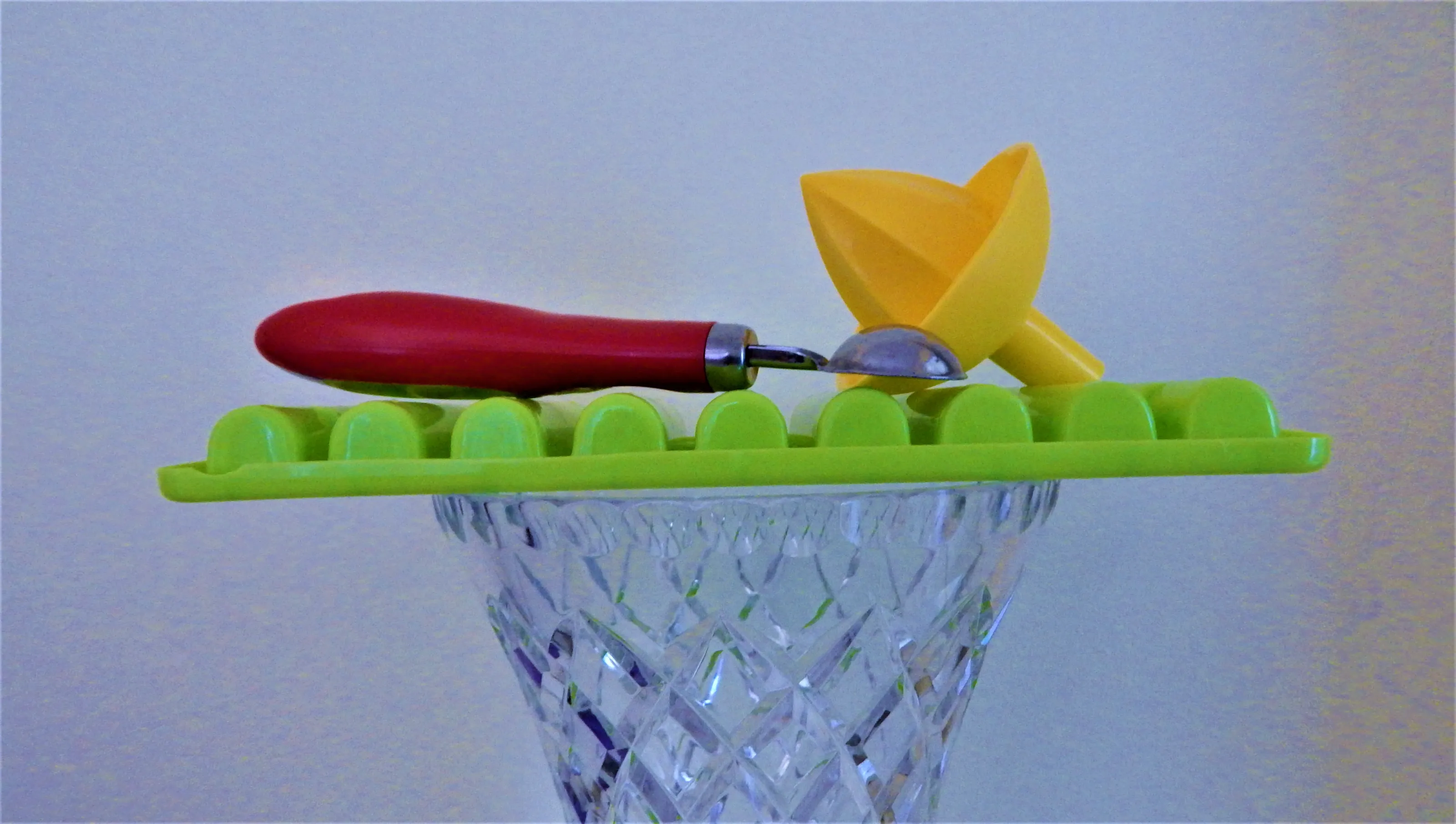 Three colors - Red, Yellow & Green