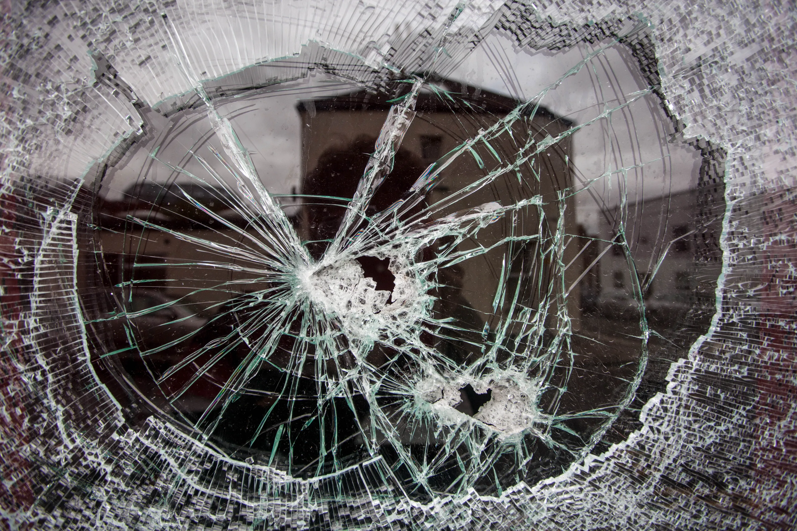 Glass or cracked glass