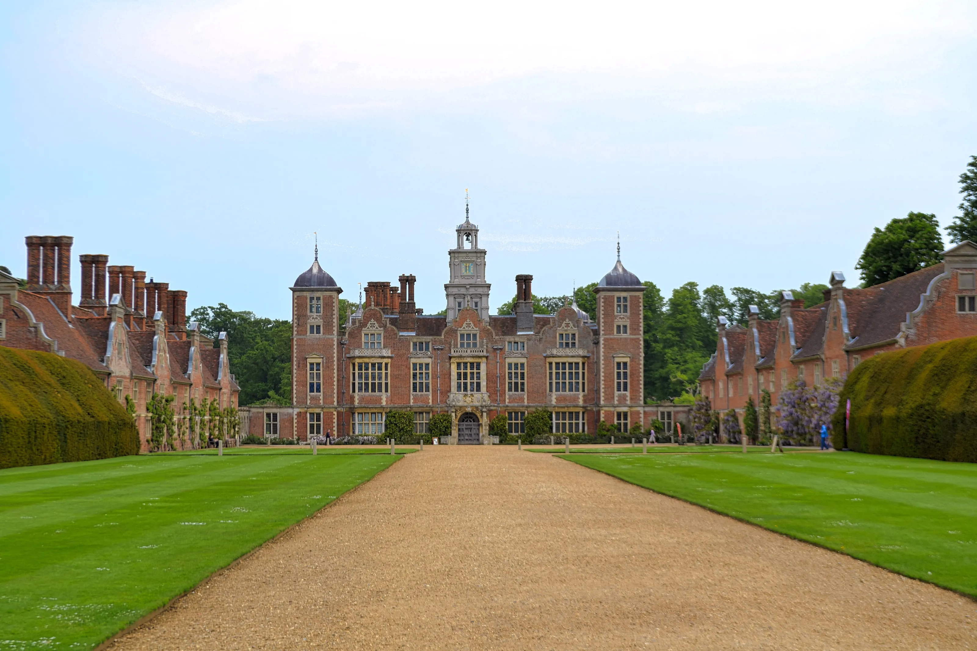 Stately Homes and Palaces of the UK
