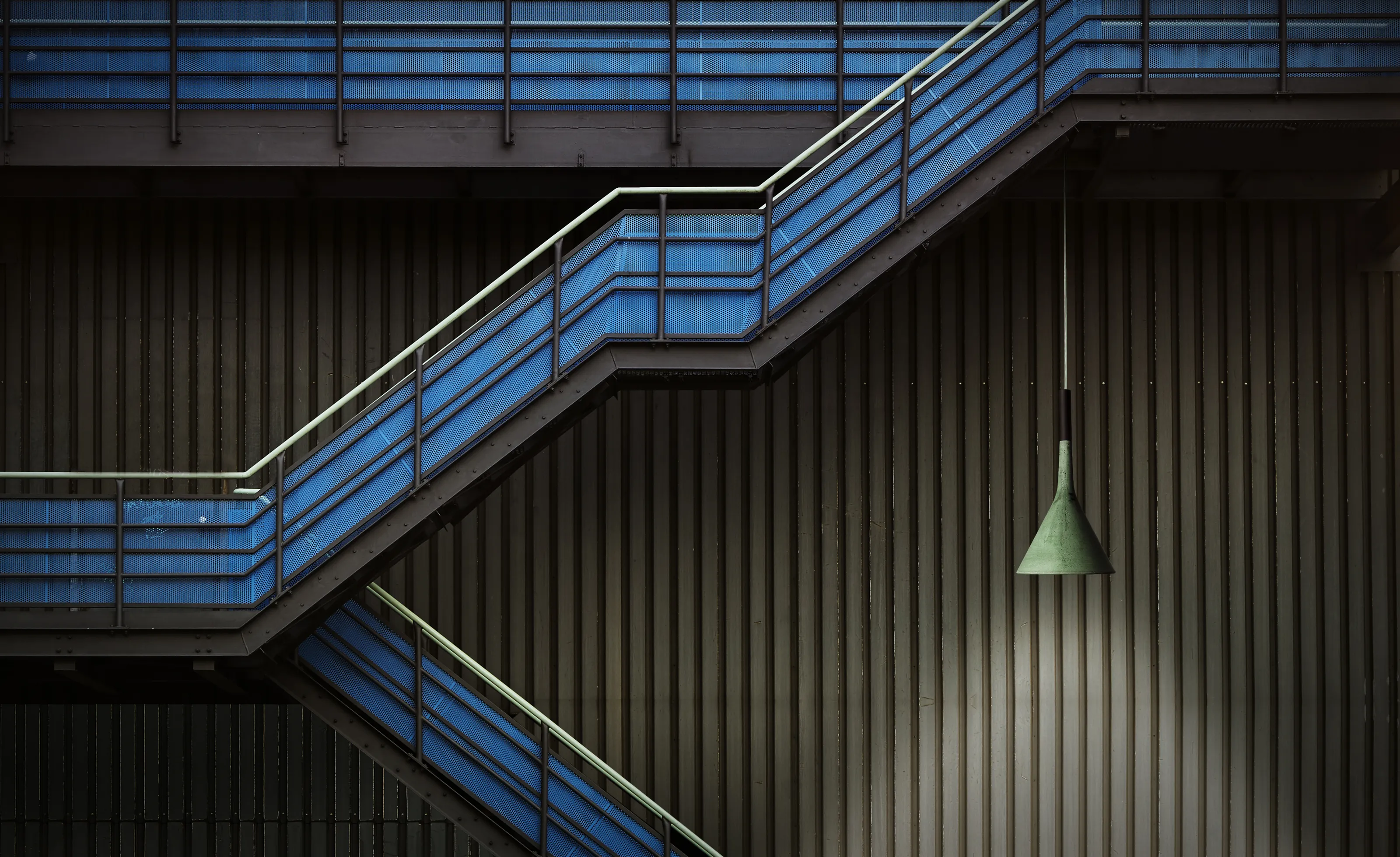Steps and stairs