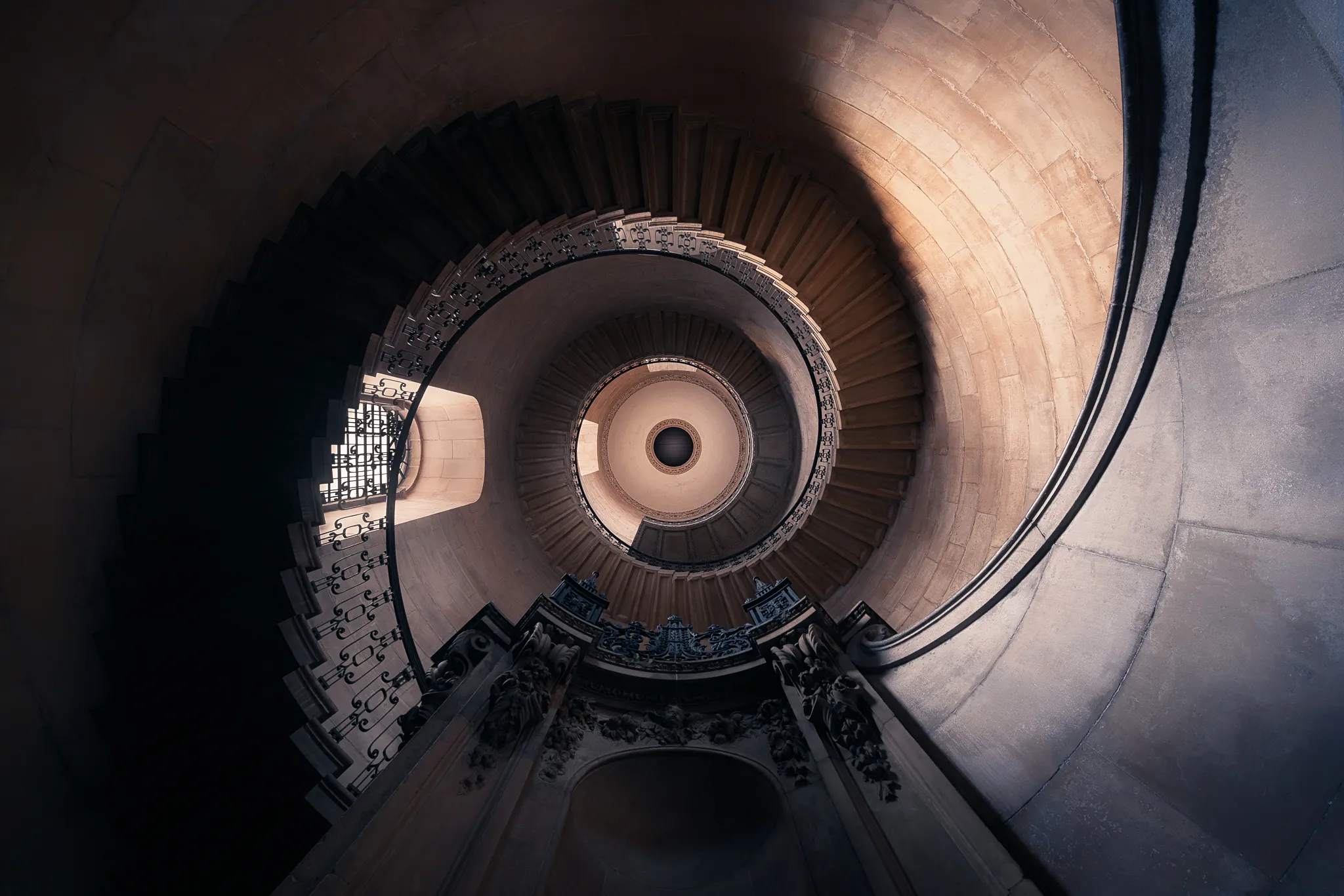 Steps and stairs