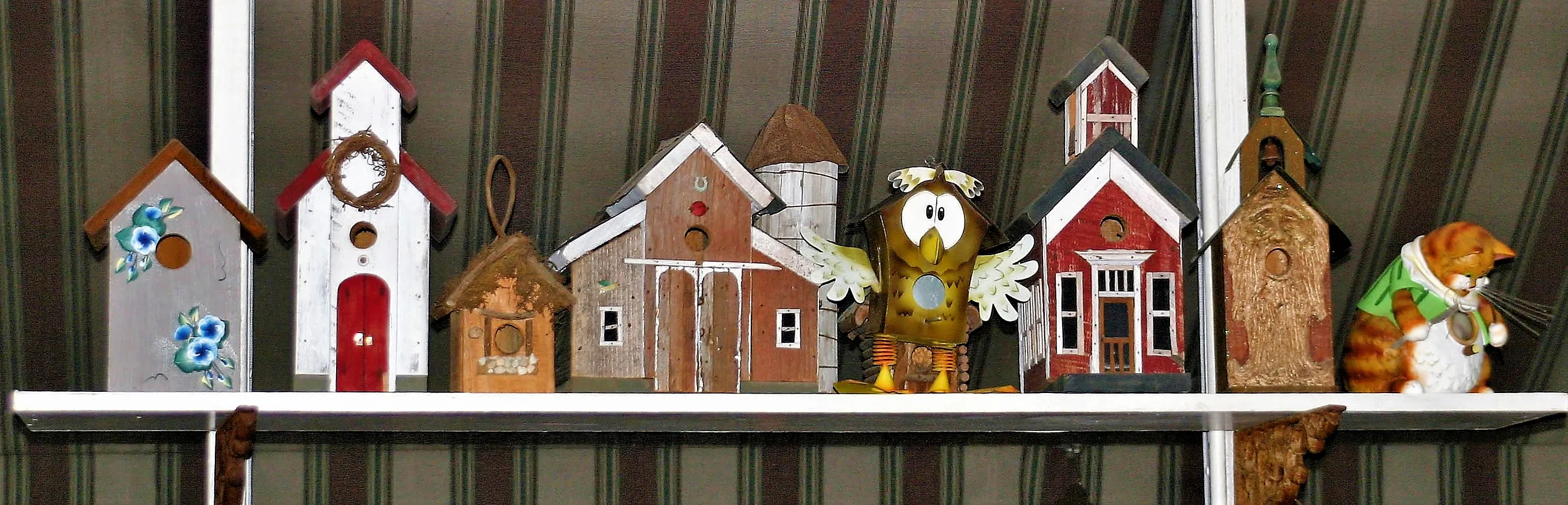Bird Houses in Colour